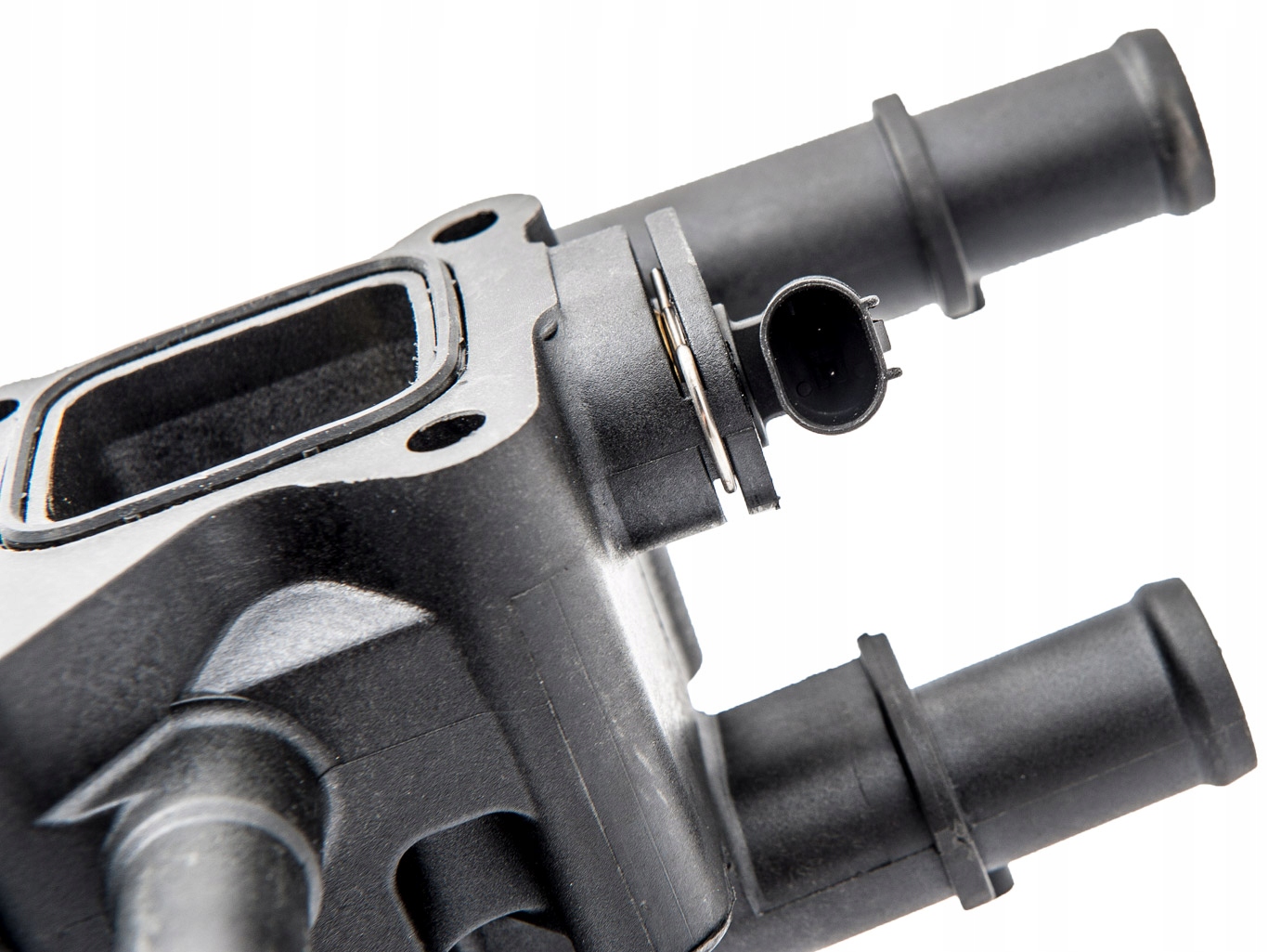 OBUDOWA + TERMOSTAT OPEL ASTRA J ZAFIRA C 1.6 1.8 Jakość części (zgodnie z GVO) Z - zamiennik