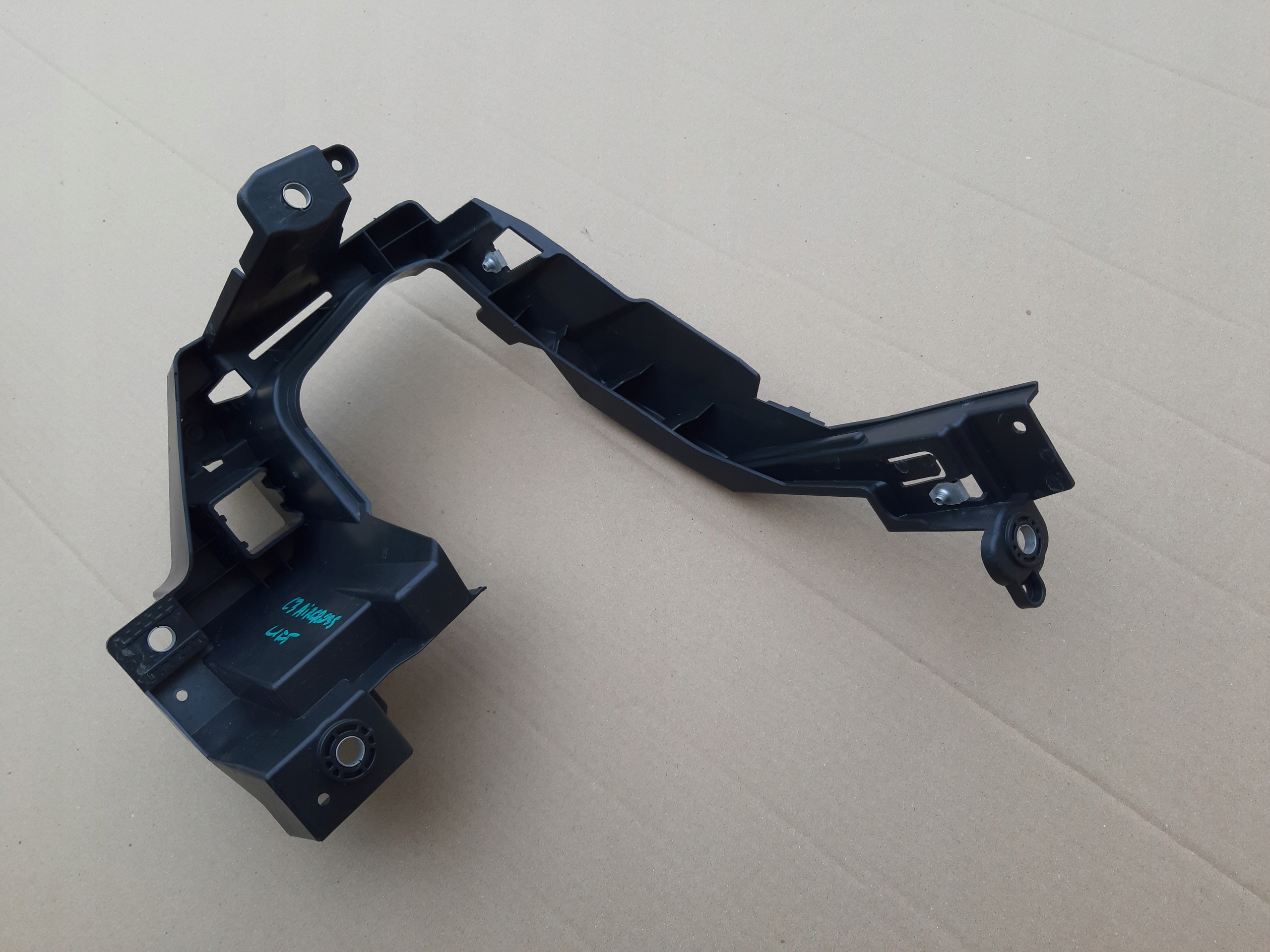 CITROEN C3 AIRCROSS LIFT OKULAR MOCOWANIE REFLEKTORA PRAWEGO 39187871 Wersja Europejska