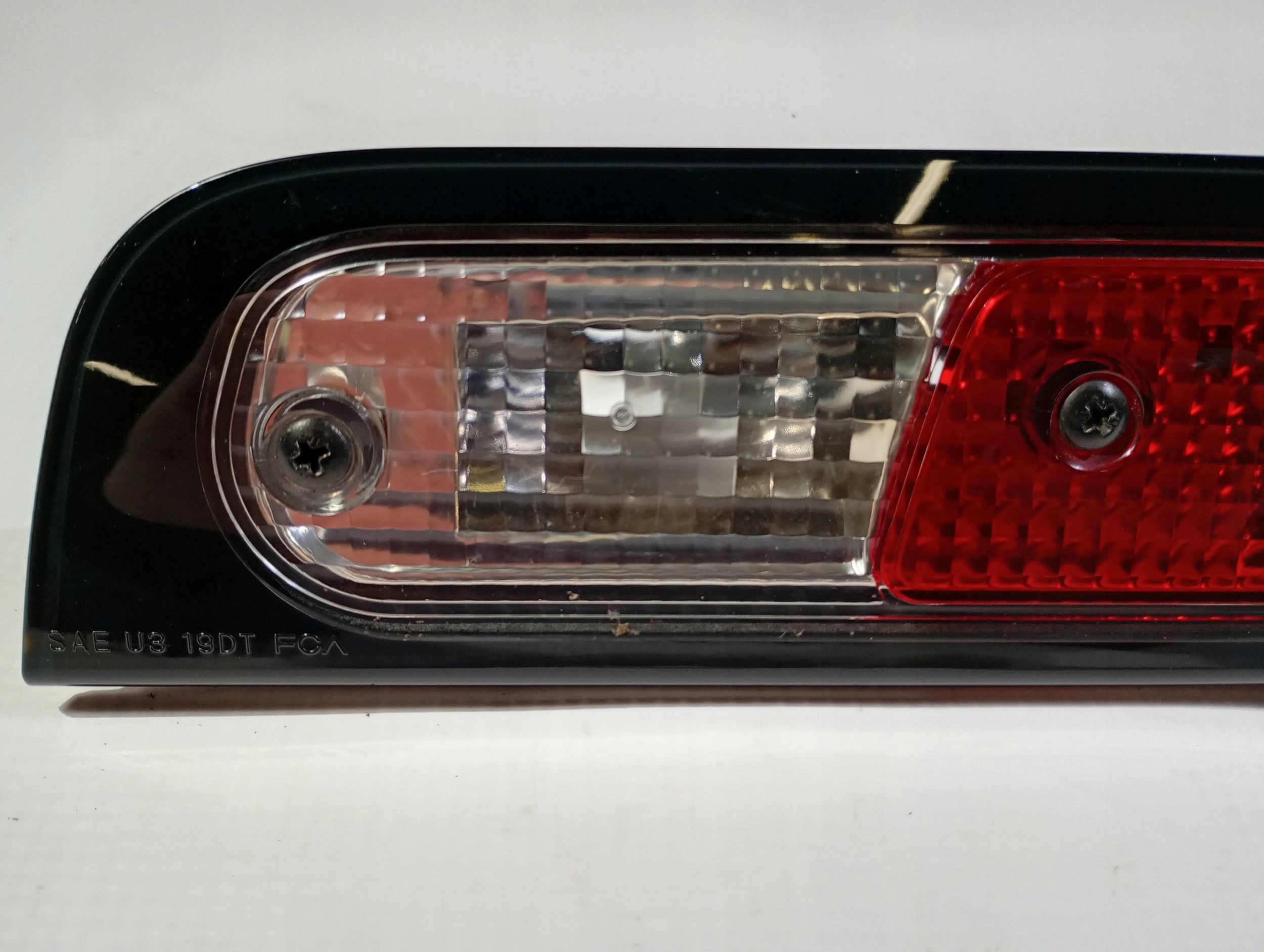 Trzecie svjetlo stop far Dodge Ram 1500 2019