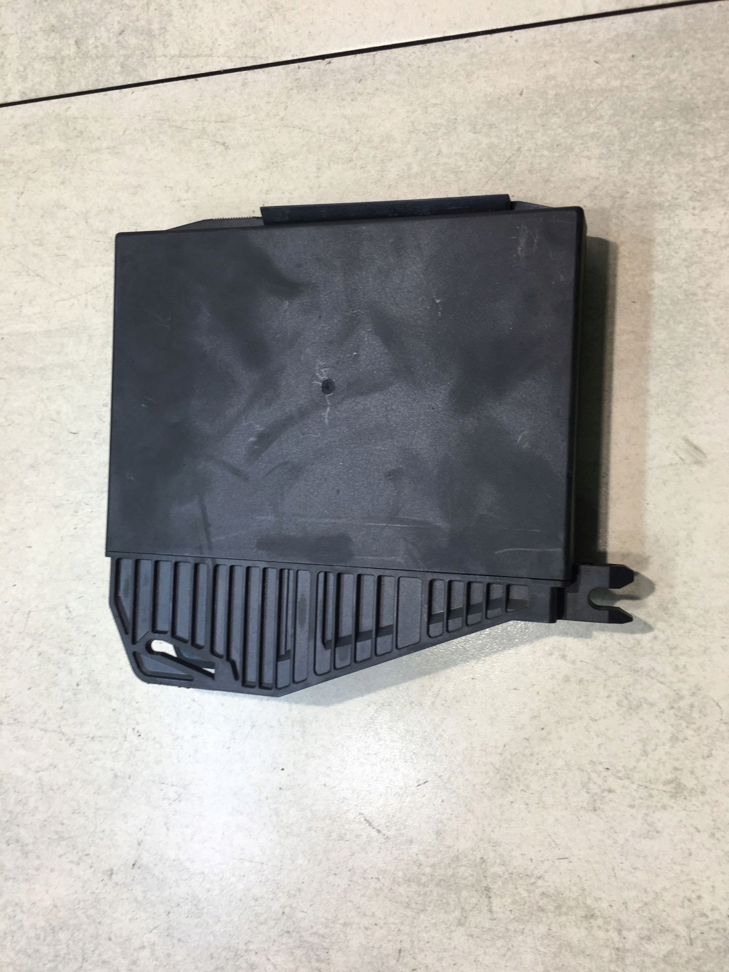 Unité commande confort MERCEDES W210 2.3 2108203826