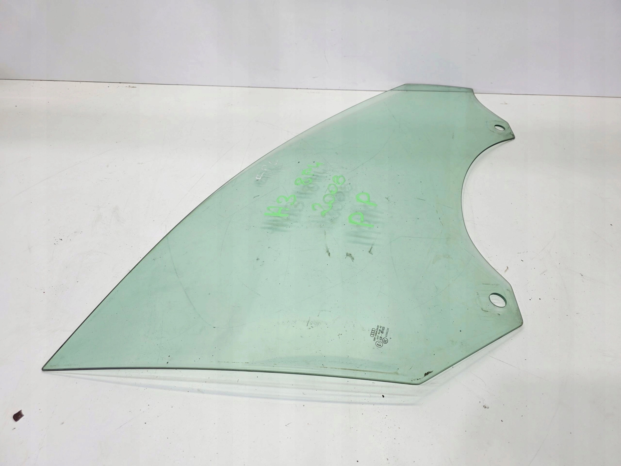 window side door right front AUDI A3 8P4 SPORTBACK 2008R