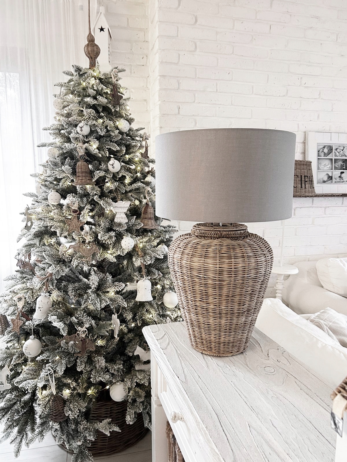 Stolová lampa Hampton Ratanová základňa pre lampu Hampton Ratan