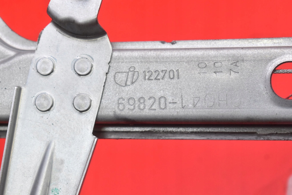 window regulator left front EU 69820-0H041 TOYOTA AYGO 2 II 5D HB 14-20