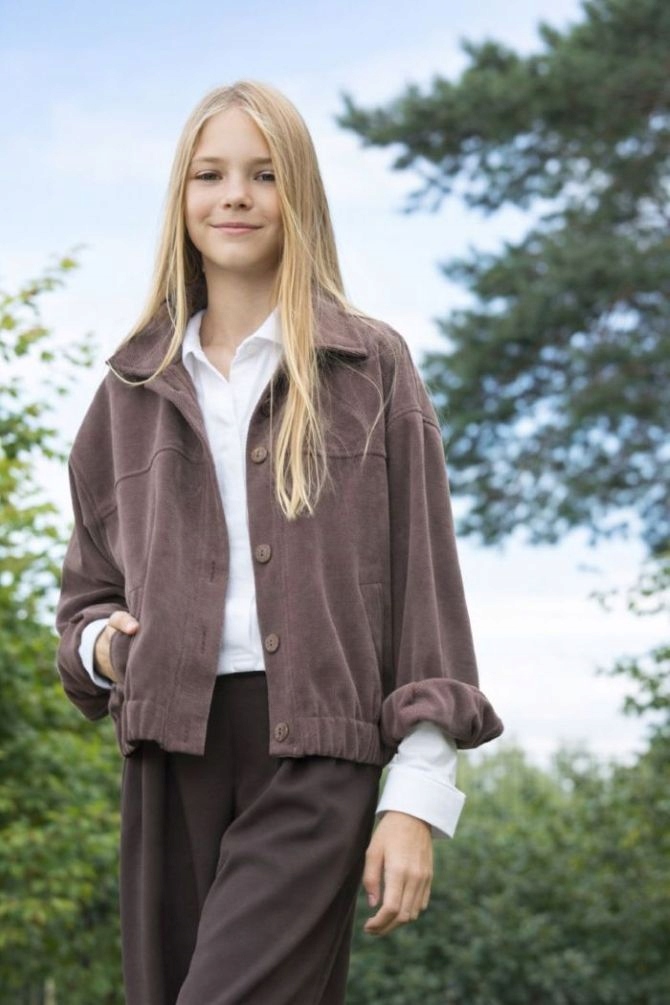 Viwa Kurtka Bluza A*la Sztruks Brąz Czekoladowy Sezonu 146