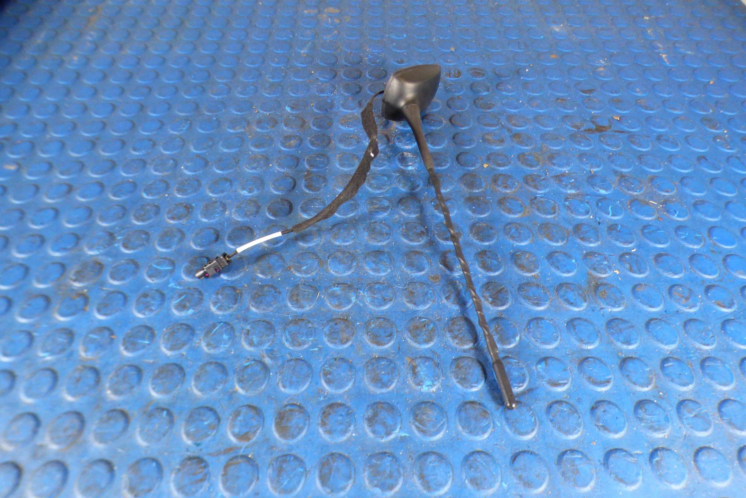 Opel Corsa E 3D Antenne Toit 13484449