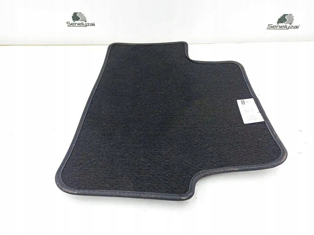 Audi A1 2023 ковер внутренний