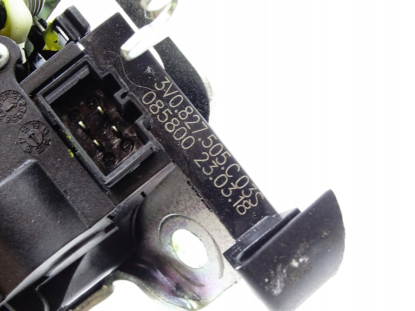 lock bonnet boot rear part rear SKODA SUPERB III 3V0827505C