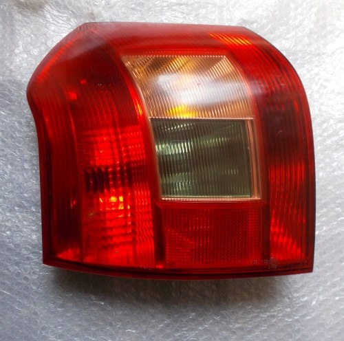 TOYOTA COROLLA E12 HB 02-04 LEWA TYLNA ORYGINAŁ