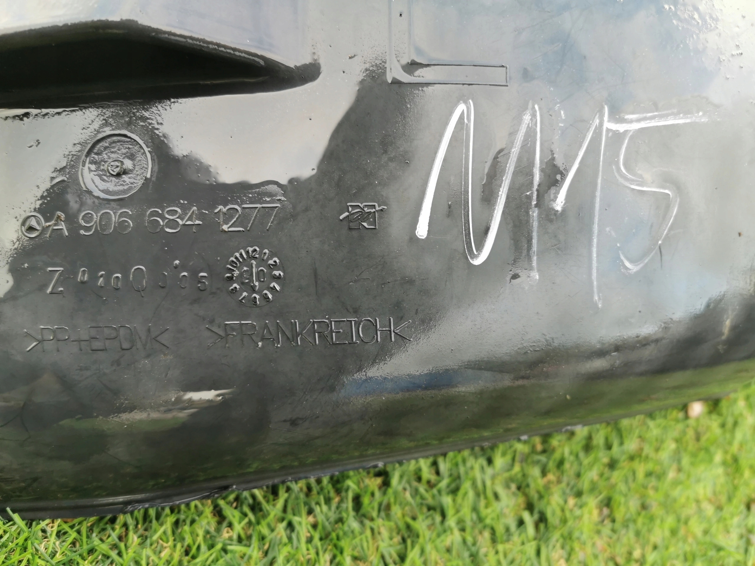 MERCEDES SPRINTER W906 VW CRAFTER mudguard left front A9066841277