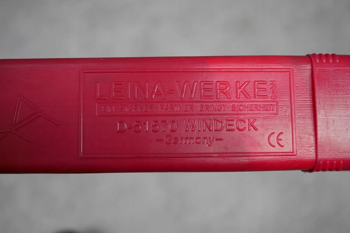 TRÓJKĄT OSTRZEGAWCZY Producent inny