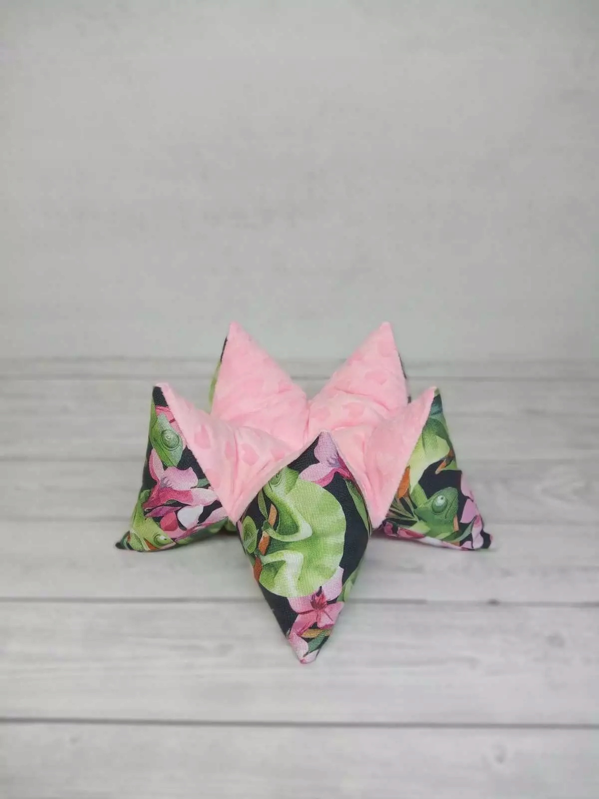 Levně Pelíšek s korunkou pro činčily