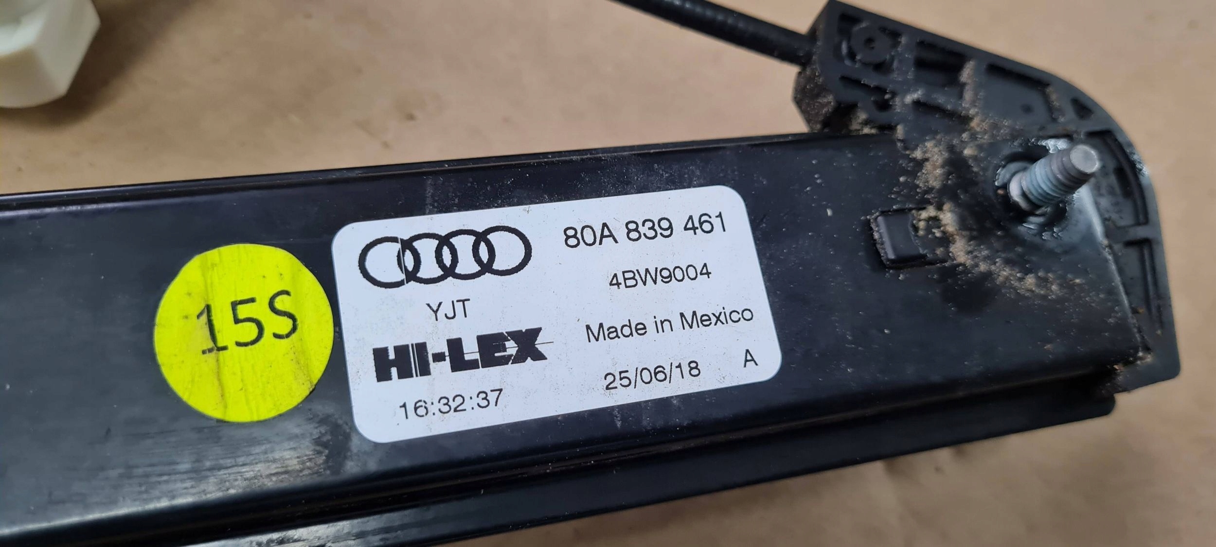 Q5 80A mechanism window regulator left rear part 80A839461