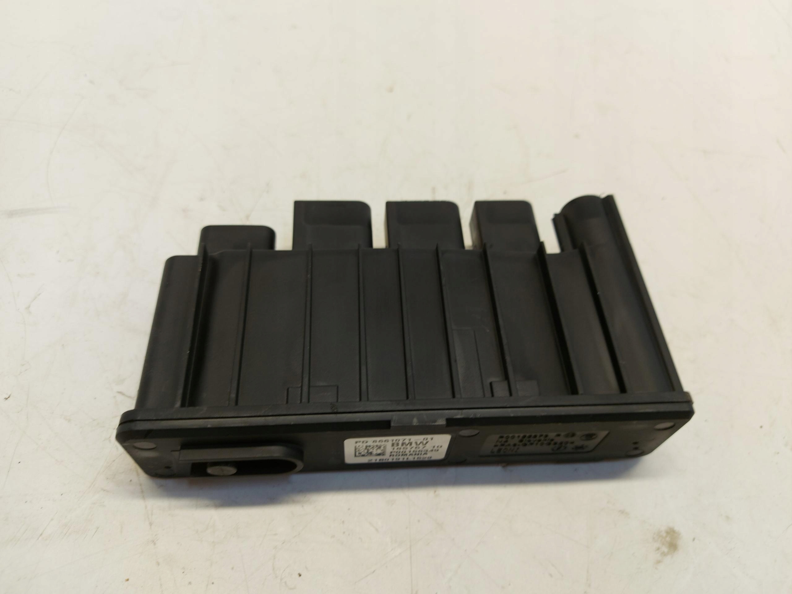 BMW F40 M135i control unit module ZASILANIA 8661071