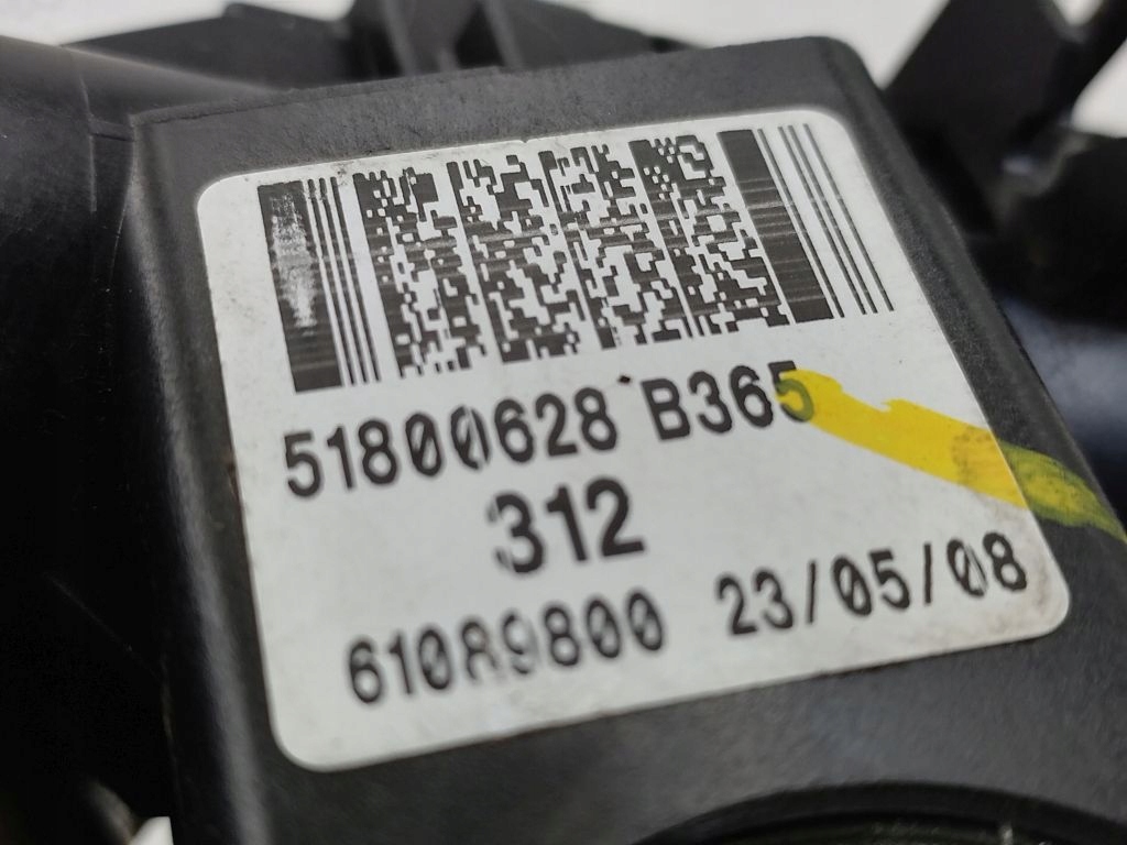 Fiat 500 ignition z with key 51800628