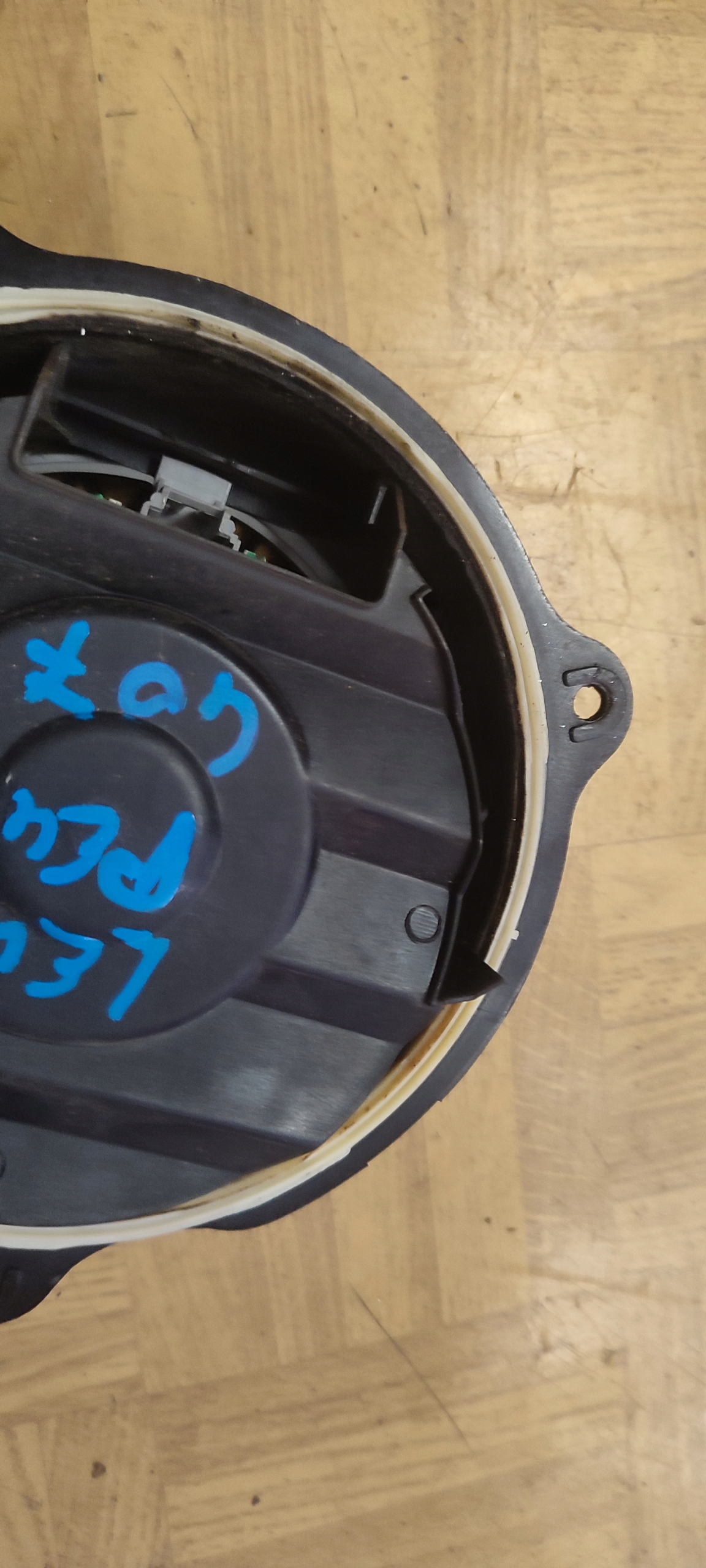 speaker door left rear part left rear Peugeot 407