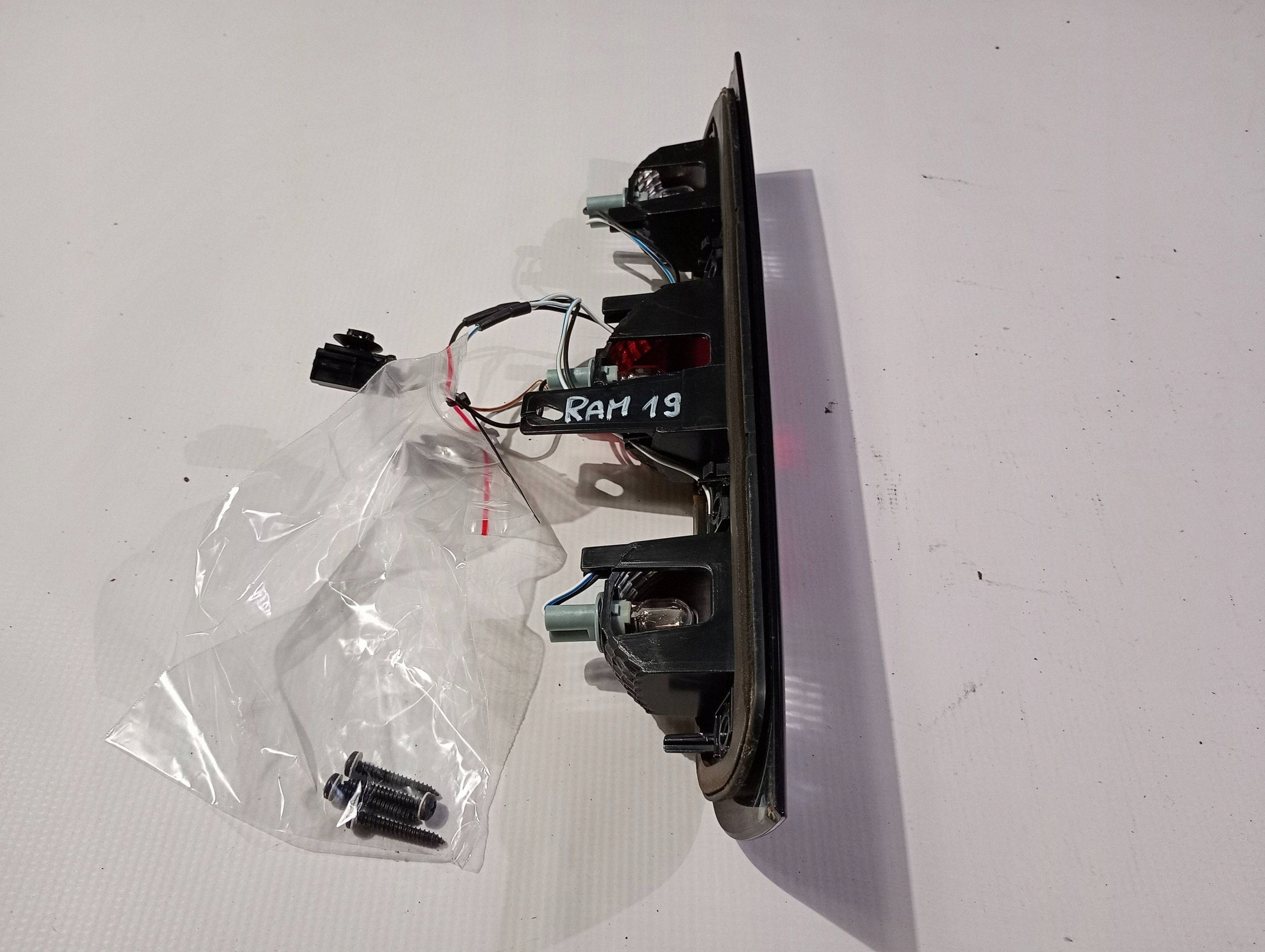 Trzecie light stop light cabs Dodge Ram 1500 2019