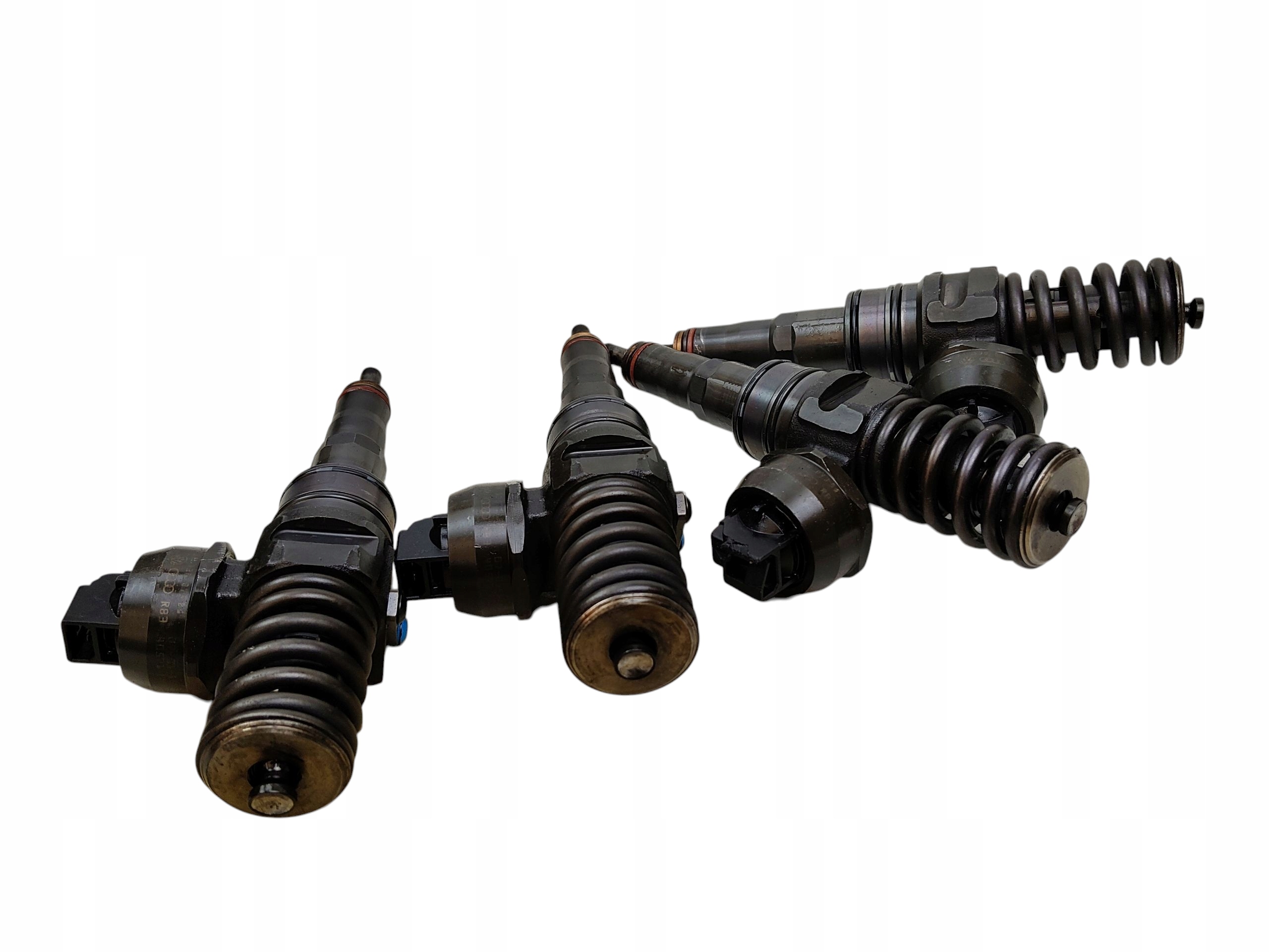 POMPOWTRYSKIWACZE VW PASSAT B6 GOLF V CADDY III EOS 2.0 TDI 038130073BQ