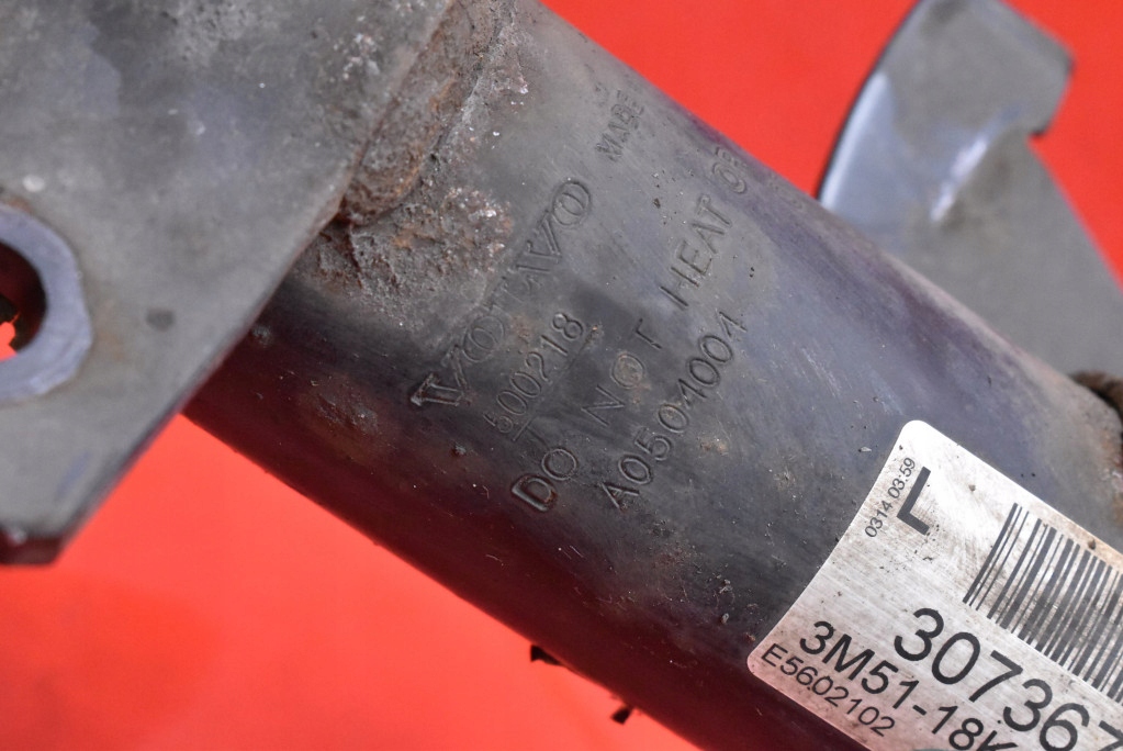 shock absorber left front VOLVO S40 2 II 1.8 16V 125 KM 04-07