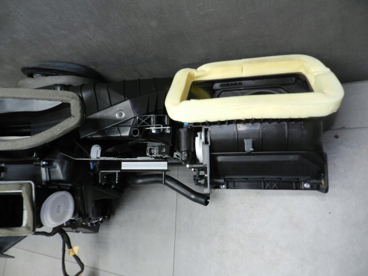 VW PASSAT CC Bloc de chauffage complet 3AA820003C