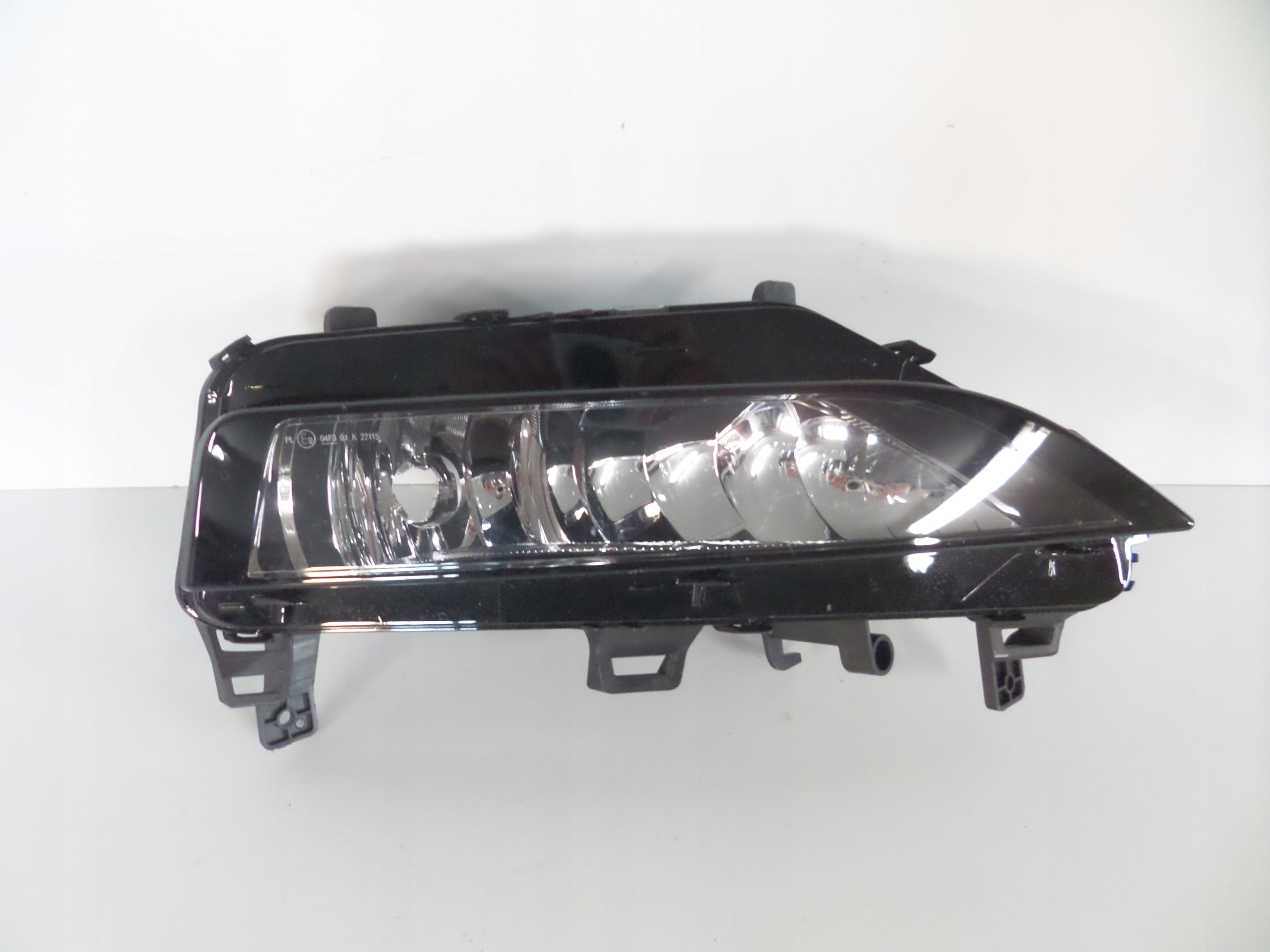 fog light light right SKODA RAPID LIFT 20