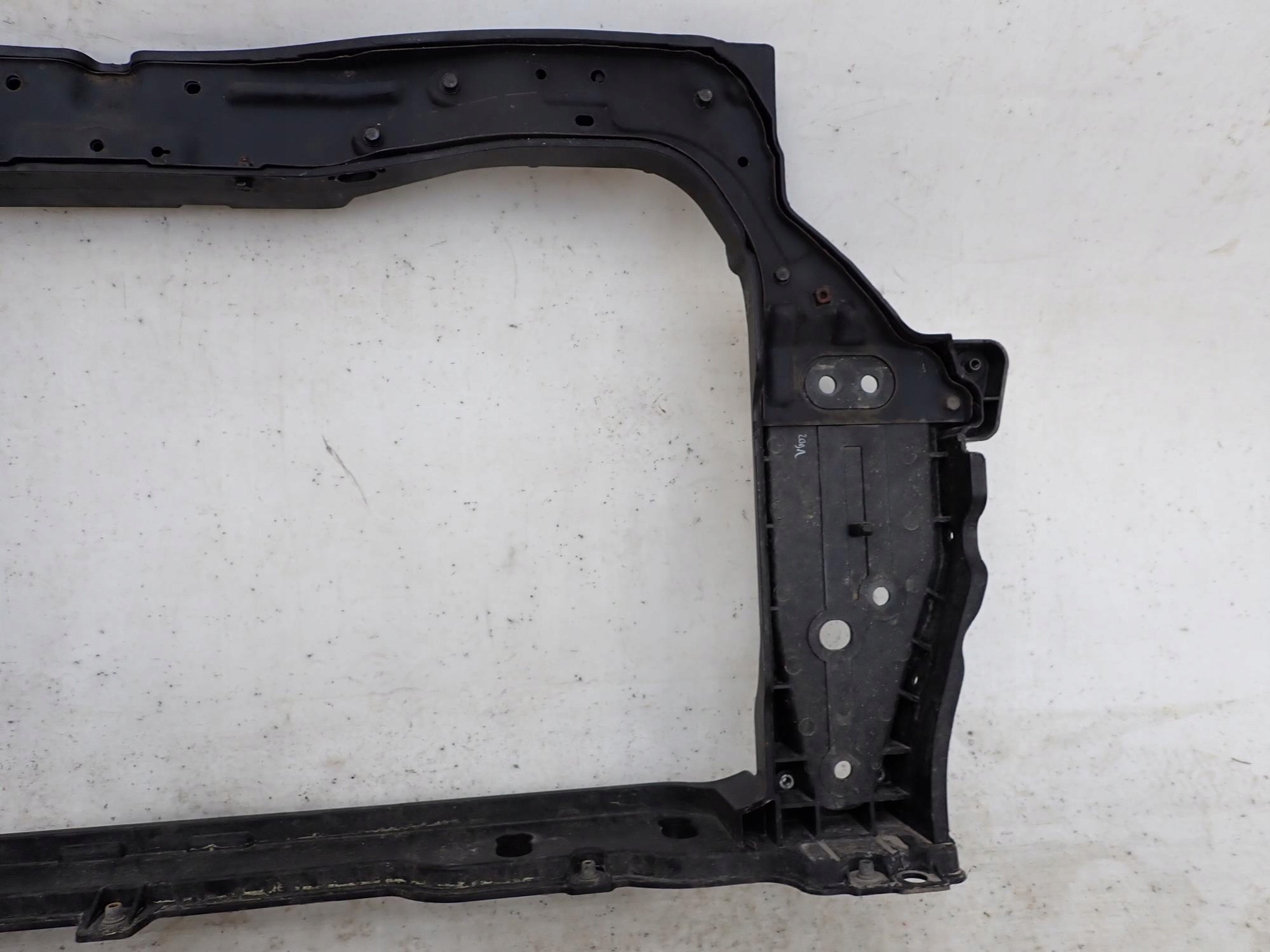 HYUNDAI I20 and 1 LIFT 12-15 support panel for radiators pillar