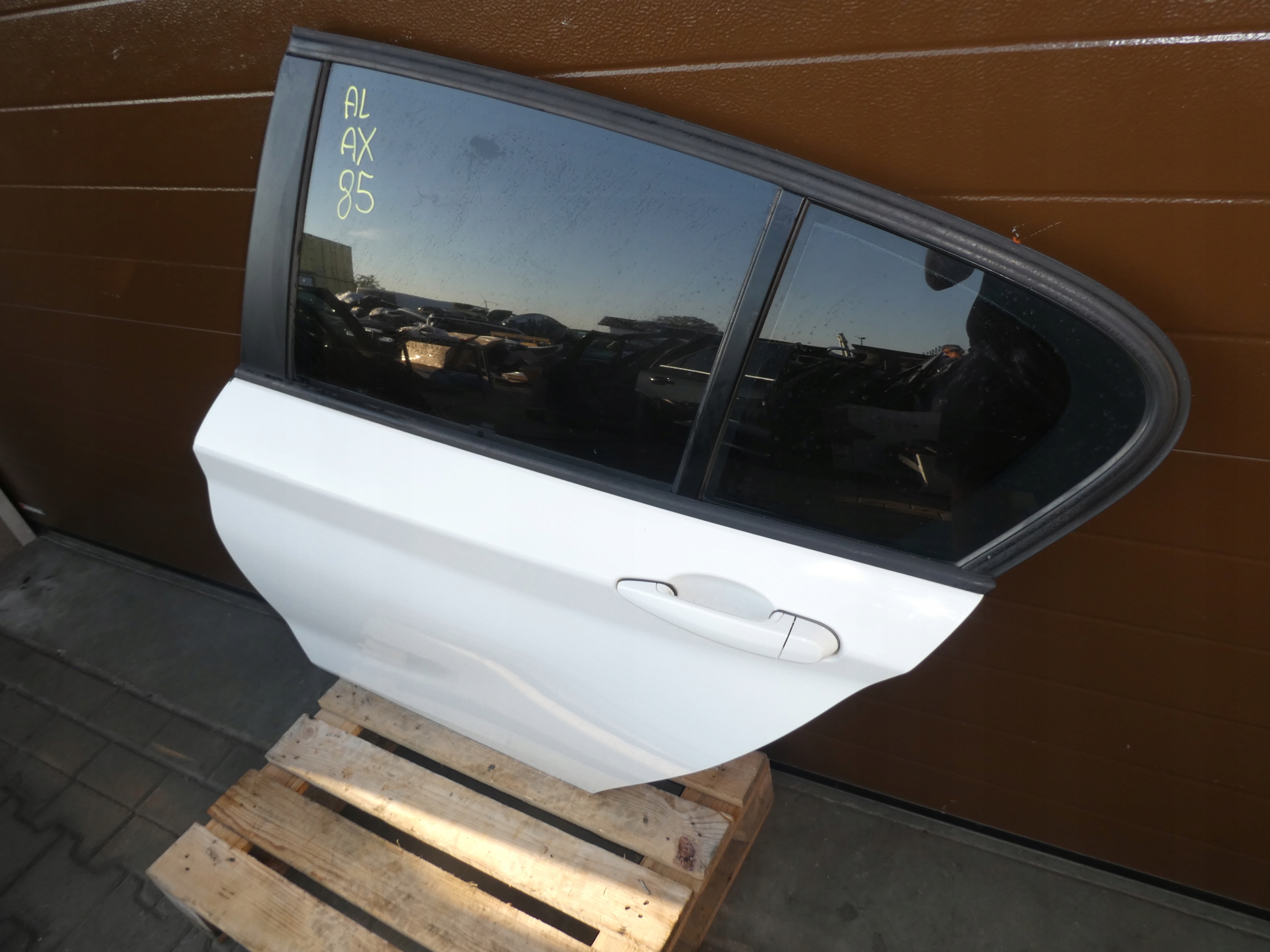 door left rear part BMW F20 complete BIALE