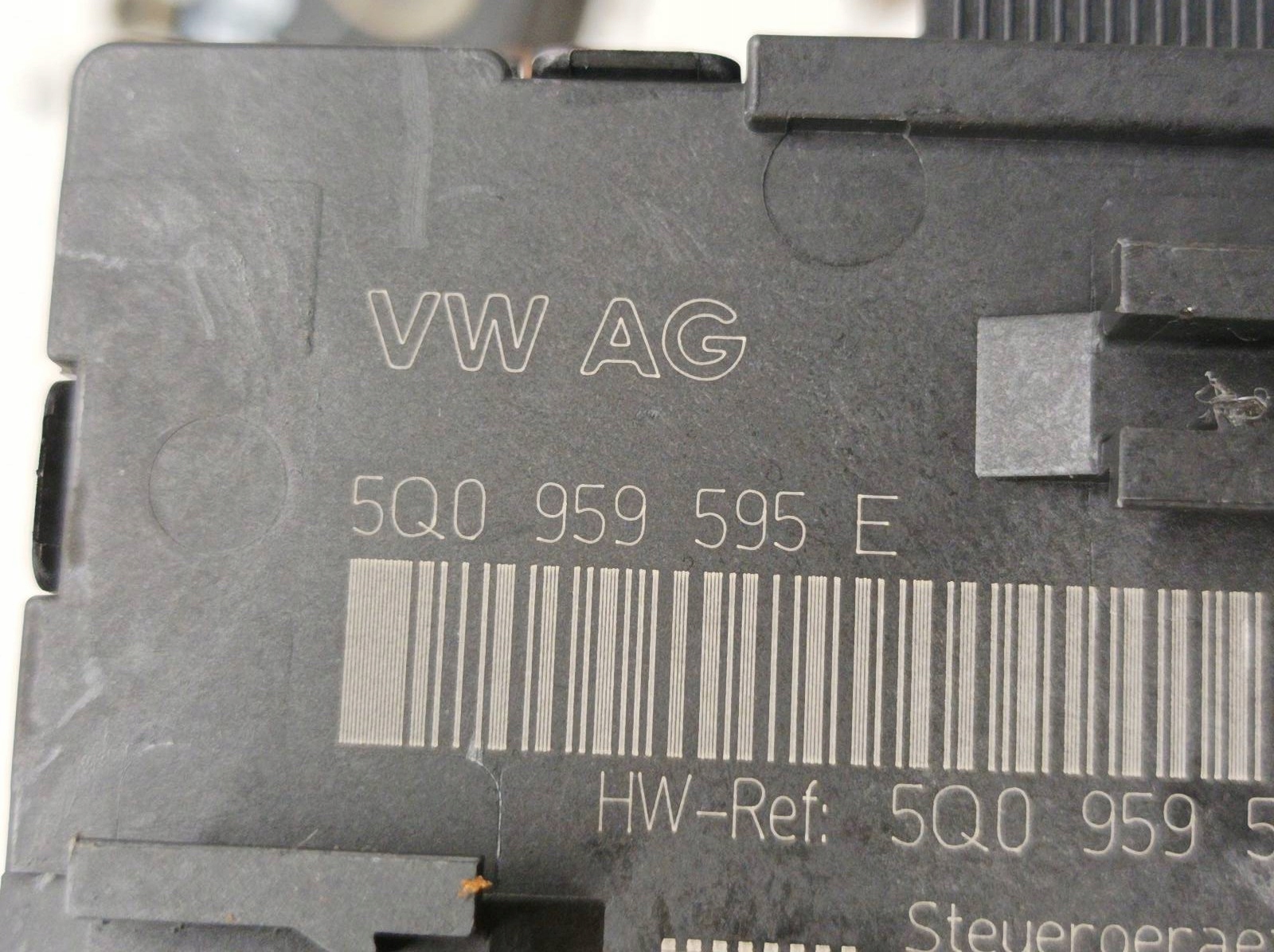 module door left front rear part 5Q0959595E 5Q0959593E VW Volkswagen Passat B8