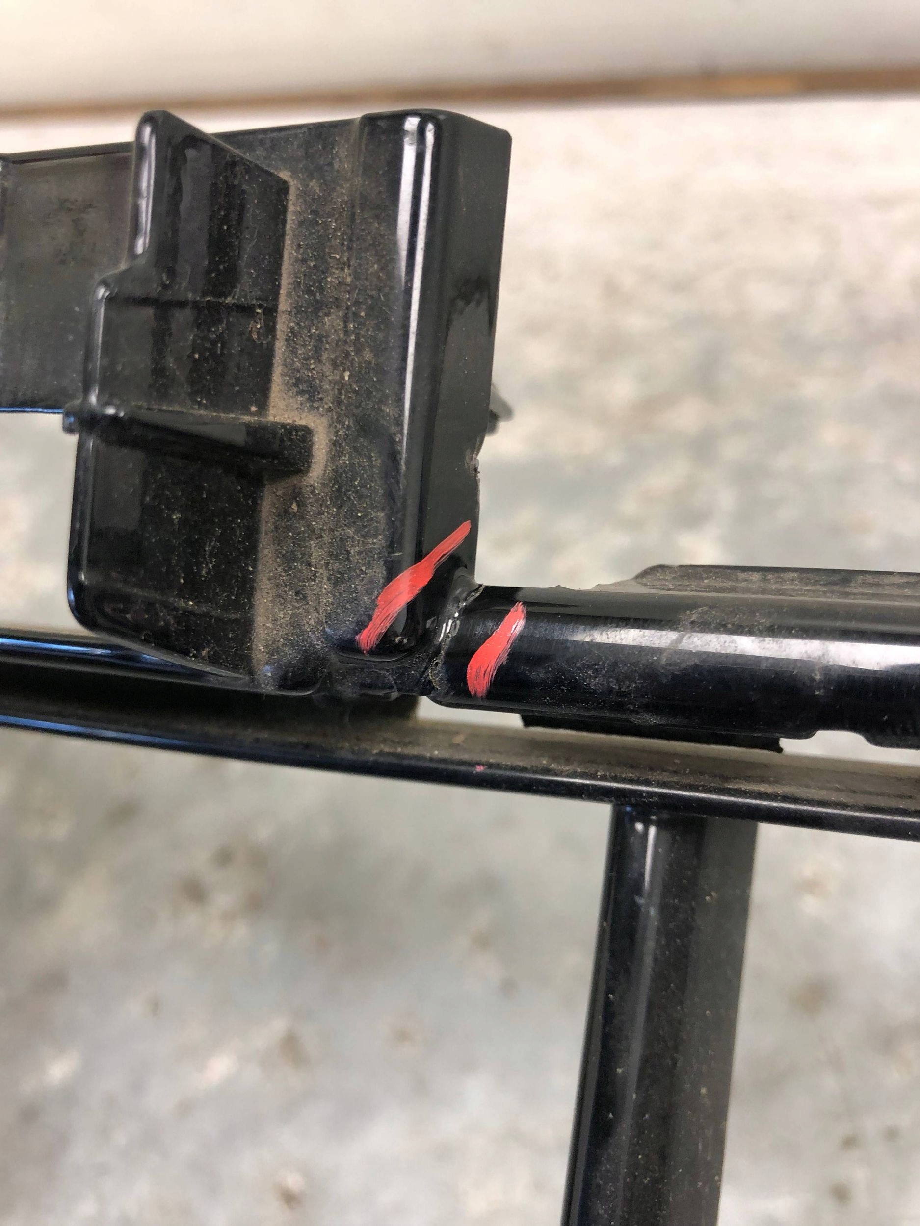 grid central of a bumper front PORSCHE PANAMERA 971807683G