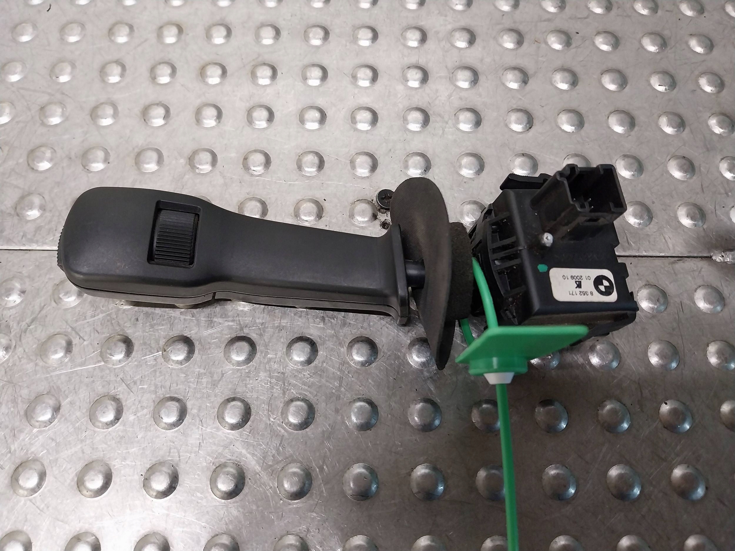 MANETKA DEVIO TERGICRISTALLO TERGI 8352171 BMW E38 E39