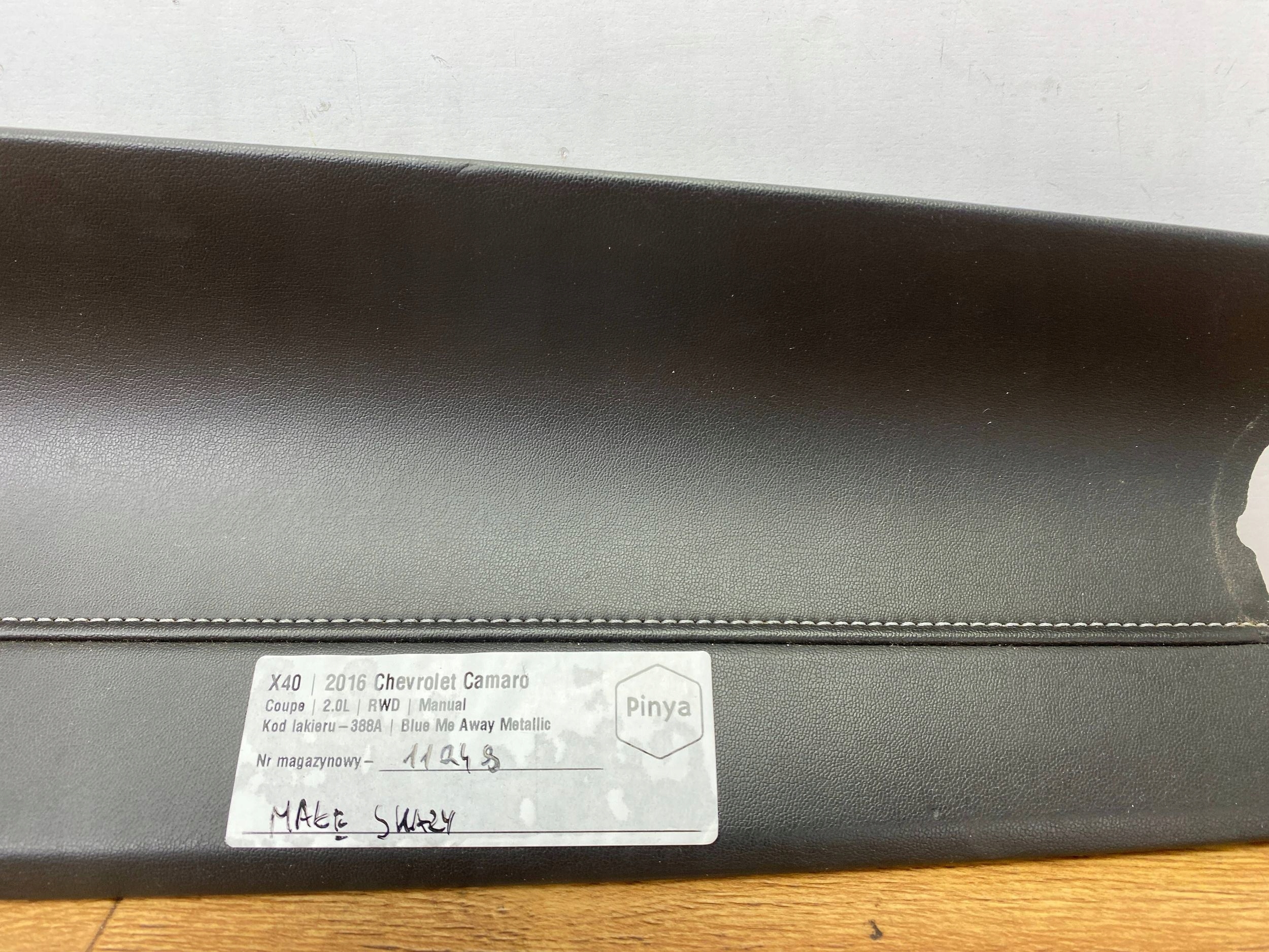 decorative trim panel dekor of the dashboard Chevrolet Camaro VI 2016+