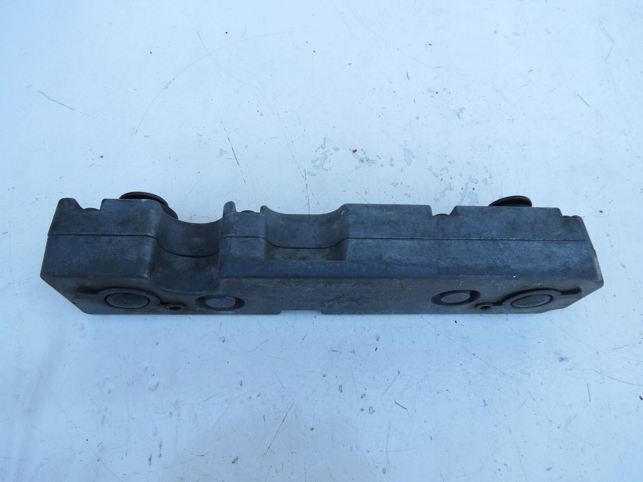 ABSORBER Paraurti VOLVO XC70 II CROSS AWD 2.4D 185KM 2000-2007r