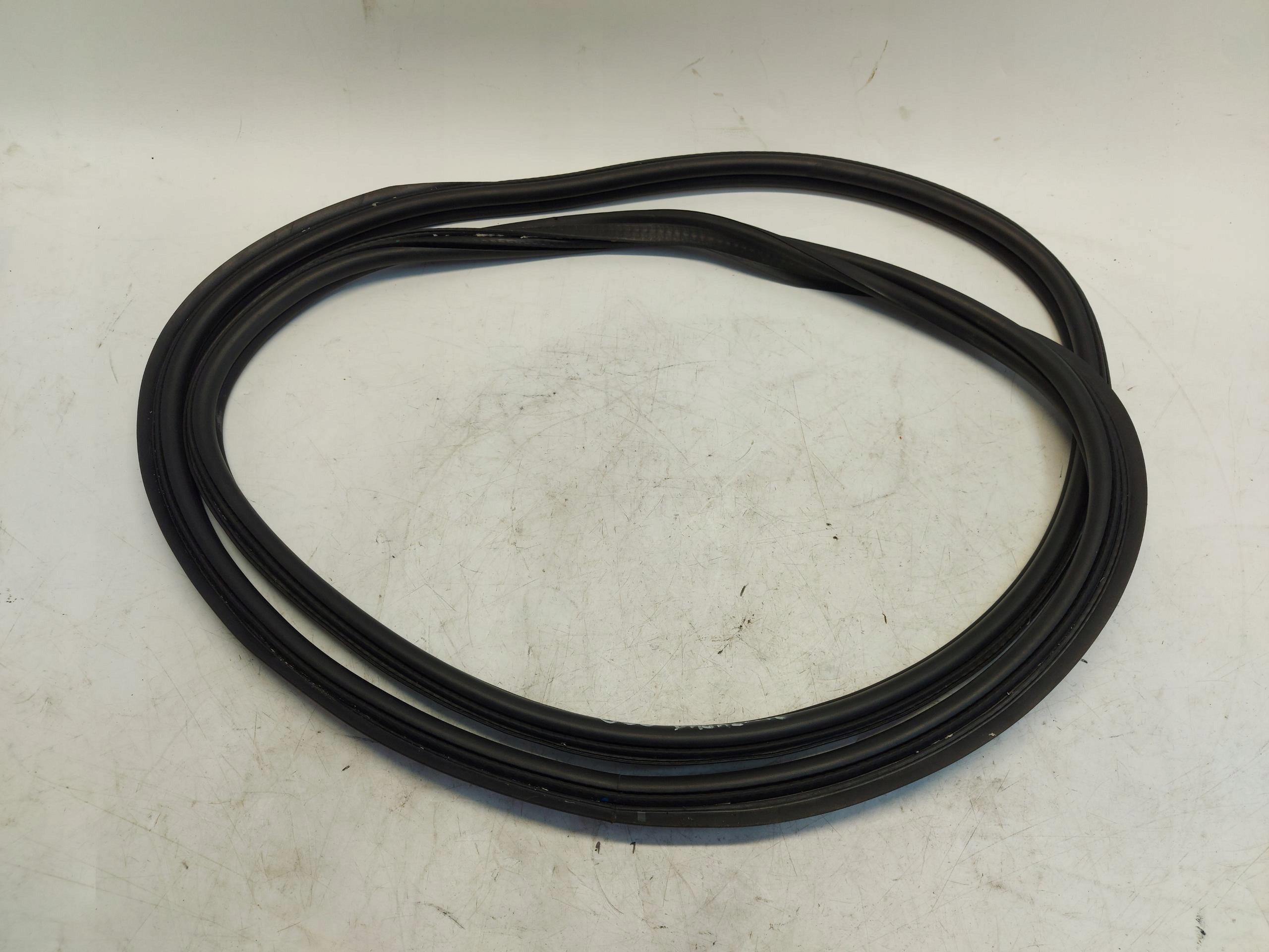 BMW U06 220d Dichtsatz Kofferraum 8494141