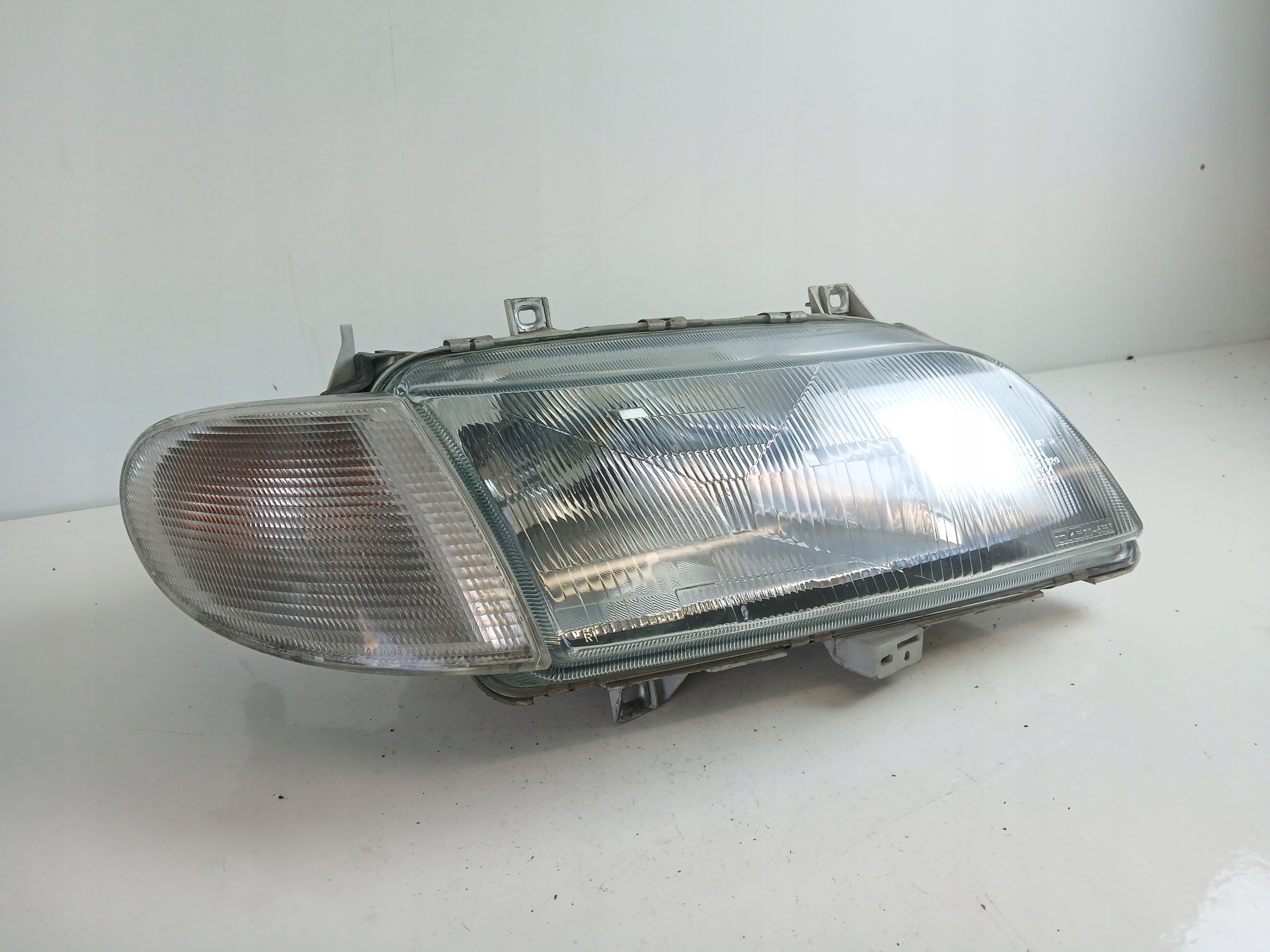 VW SHARAN and light right front indicator GRATIS