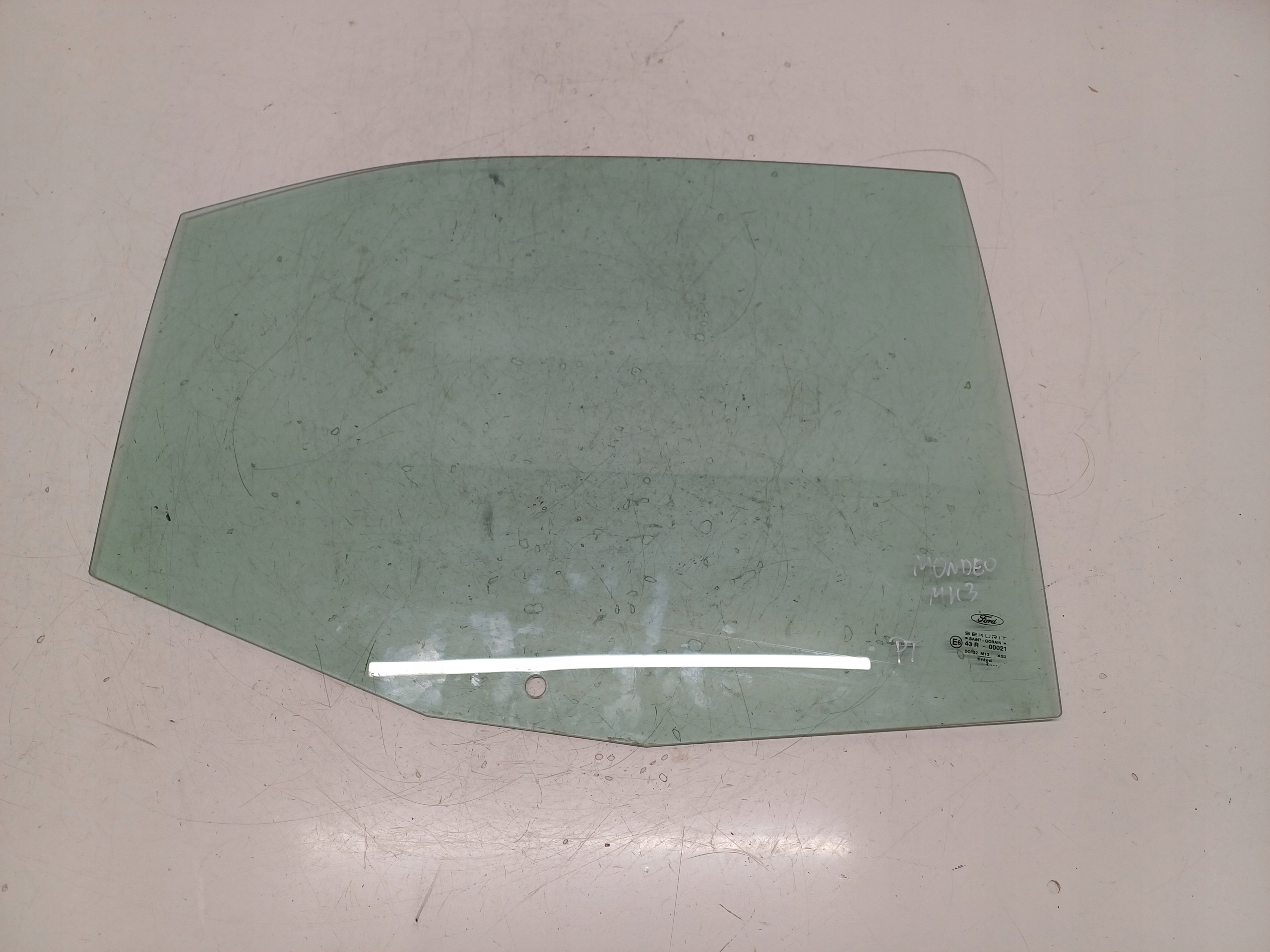 FORD MONDEO MK3 5D HB 01-07 SZYBA PRAWA TYLNA ..2