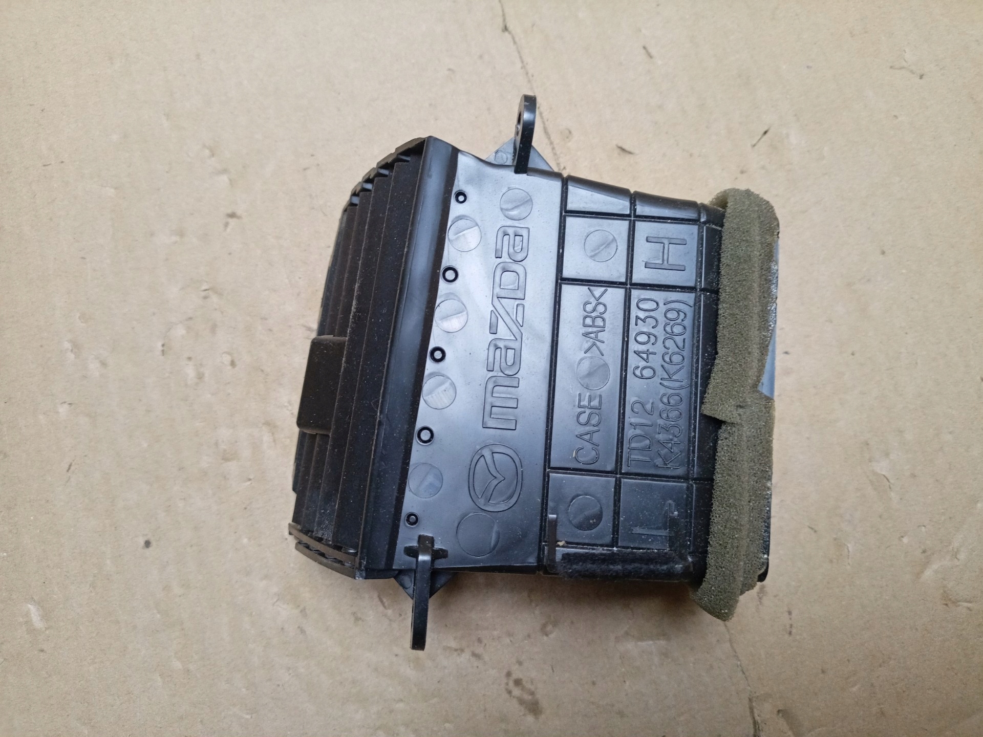 grid air conditioning devices left side Mazda CX-9 facelift 2009 TD1264930