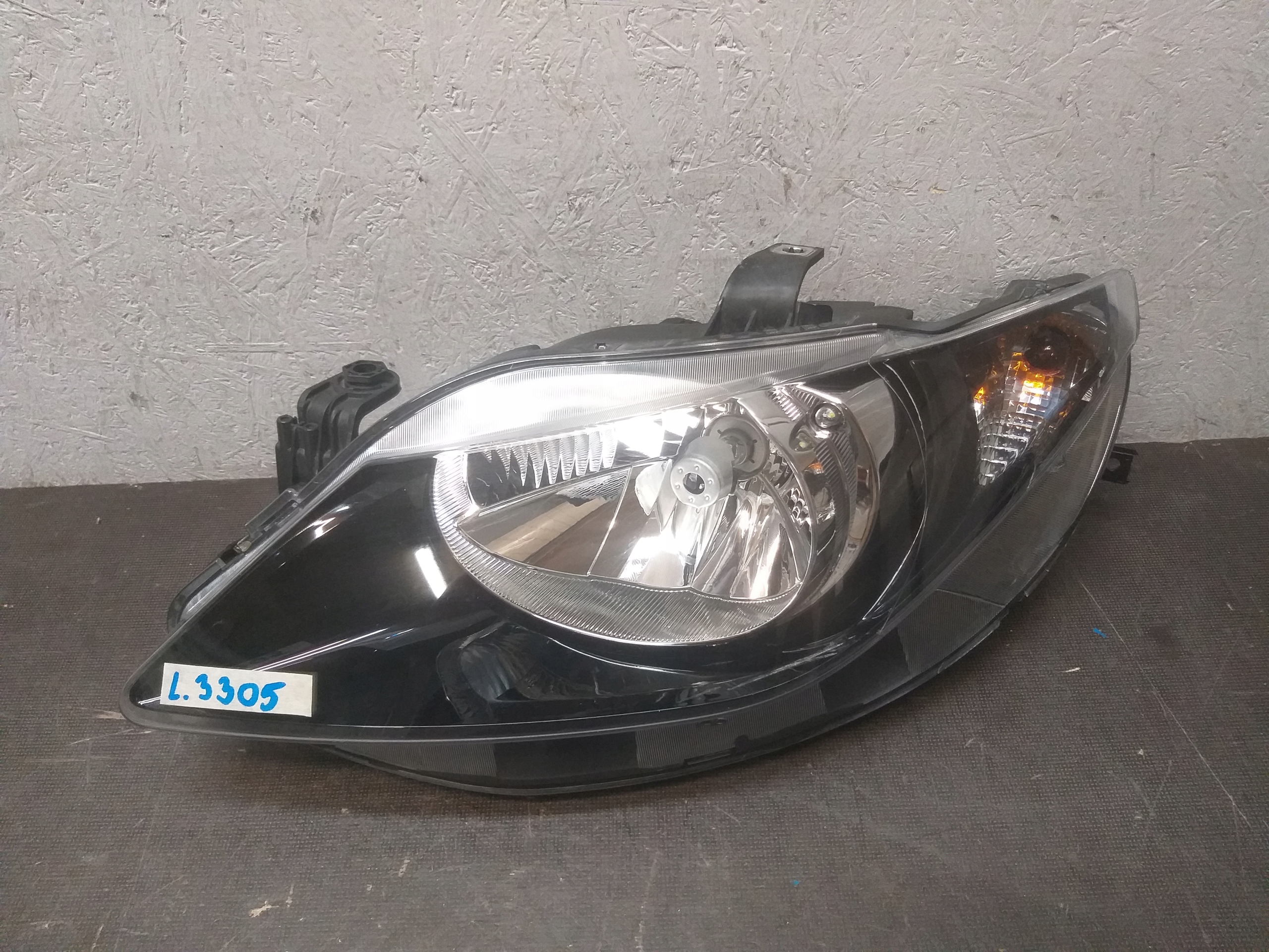 LIGHT LEFT SEAT IBIZA 08-12 6J1941021C