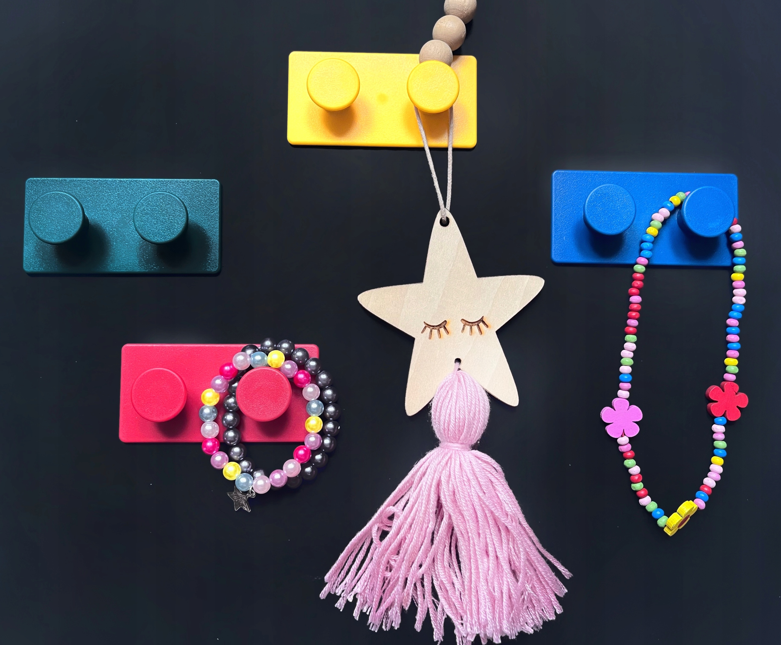 4 Haczyki, Wieszaki ścienne samoprzylepne klocki kolorowe Marka bez marki