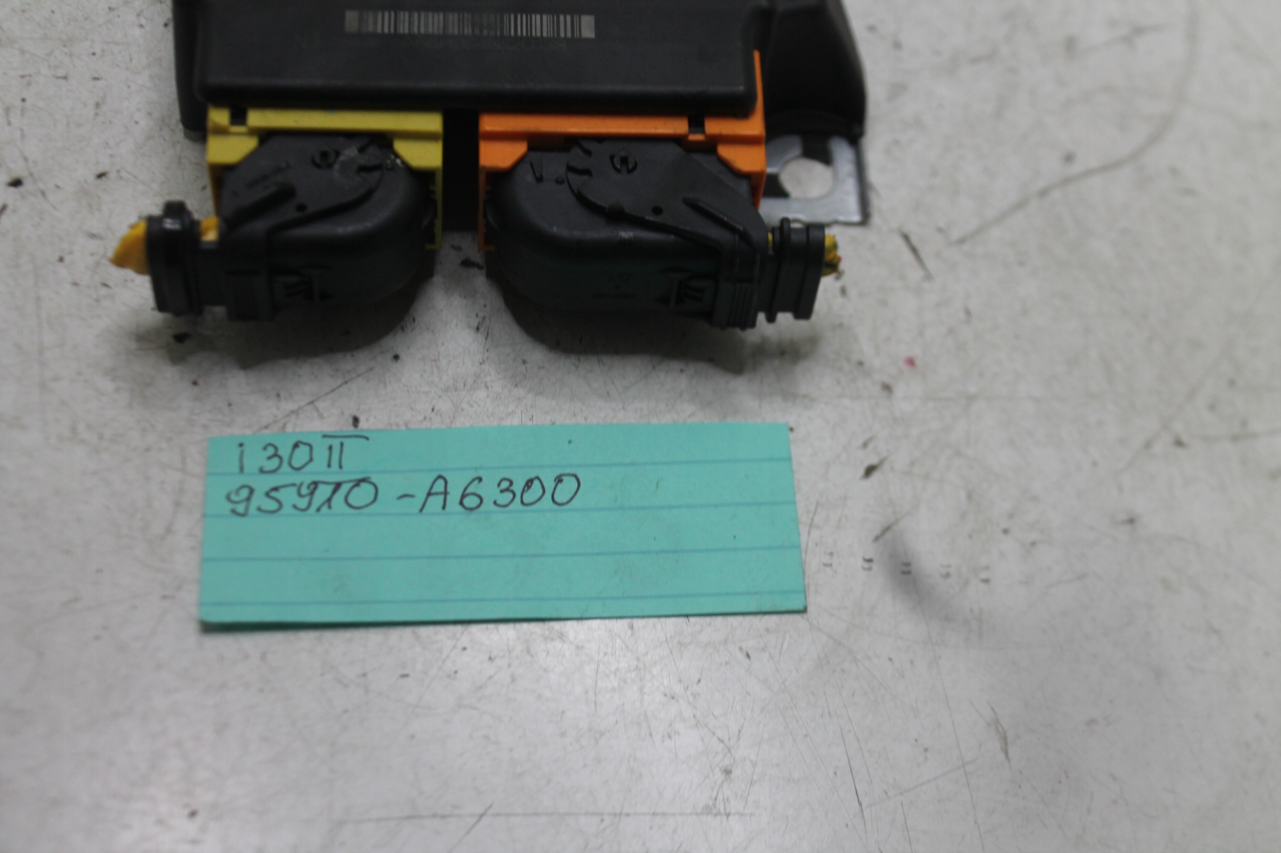 modulo SENSOR airbag 95910-A6300 HYUNDAI I30 II 11-17