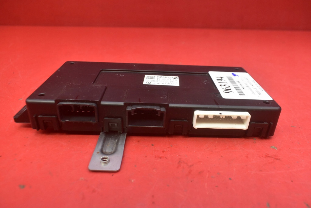 control unit module seat driver´s 95450-BE000 HYUNDAI KONA 2 II 22