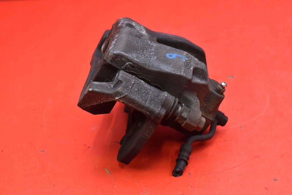 caliper brake left front HYUNDAI TUCSON 3 III 1.7 CRDI 115 KM 15-20