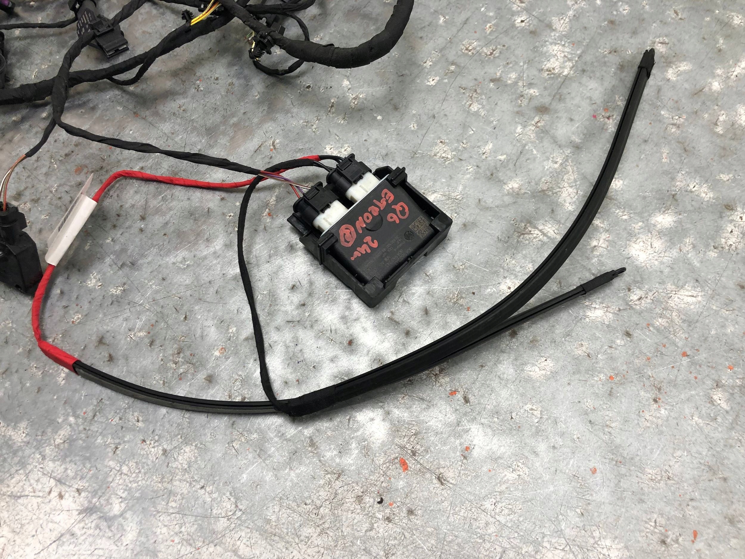 bundle PDC rear part AUDI Q6 E-TRON 80A962243 1EA919275 1EA919275B 85H971104AB