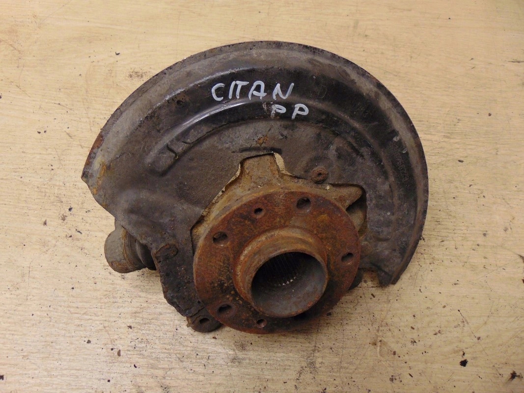 ЦАПФА СТУПИЦЯ ПРАВА ПЕРЕД MERCEDES ЦИТАН W415