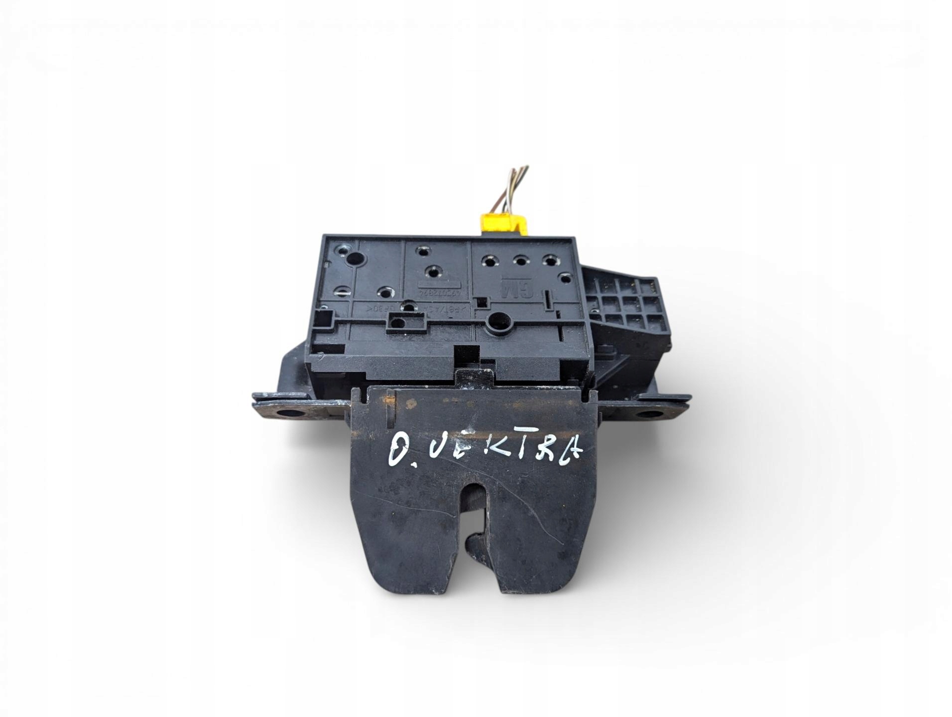 lock bonnet boot Opel Vectra C facelift 2008 13178192