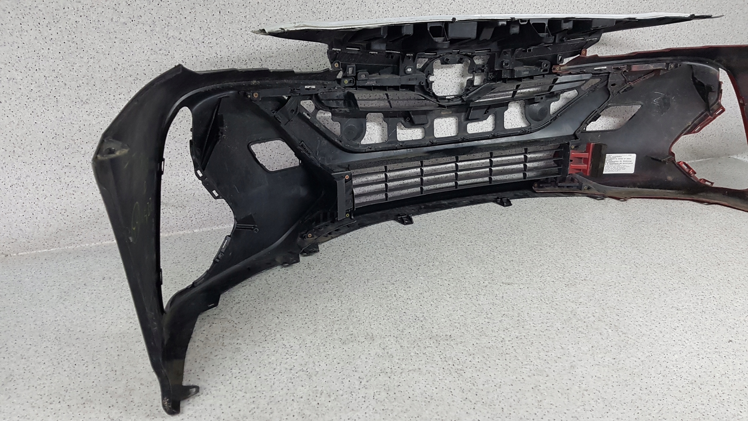 TOYOTA PRIUS PRIME spoiler IN 2016 - bumper front 9050