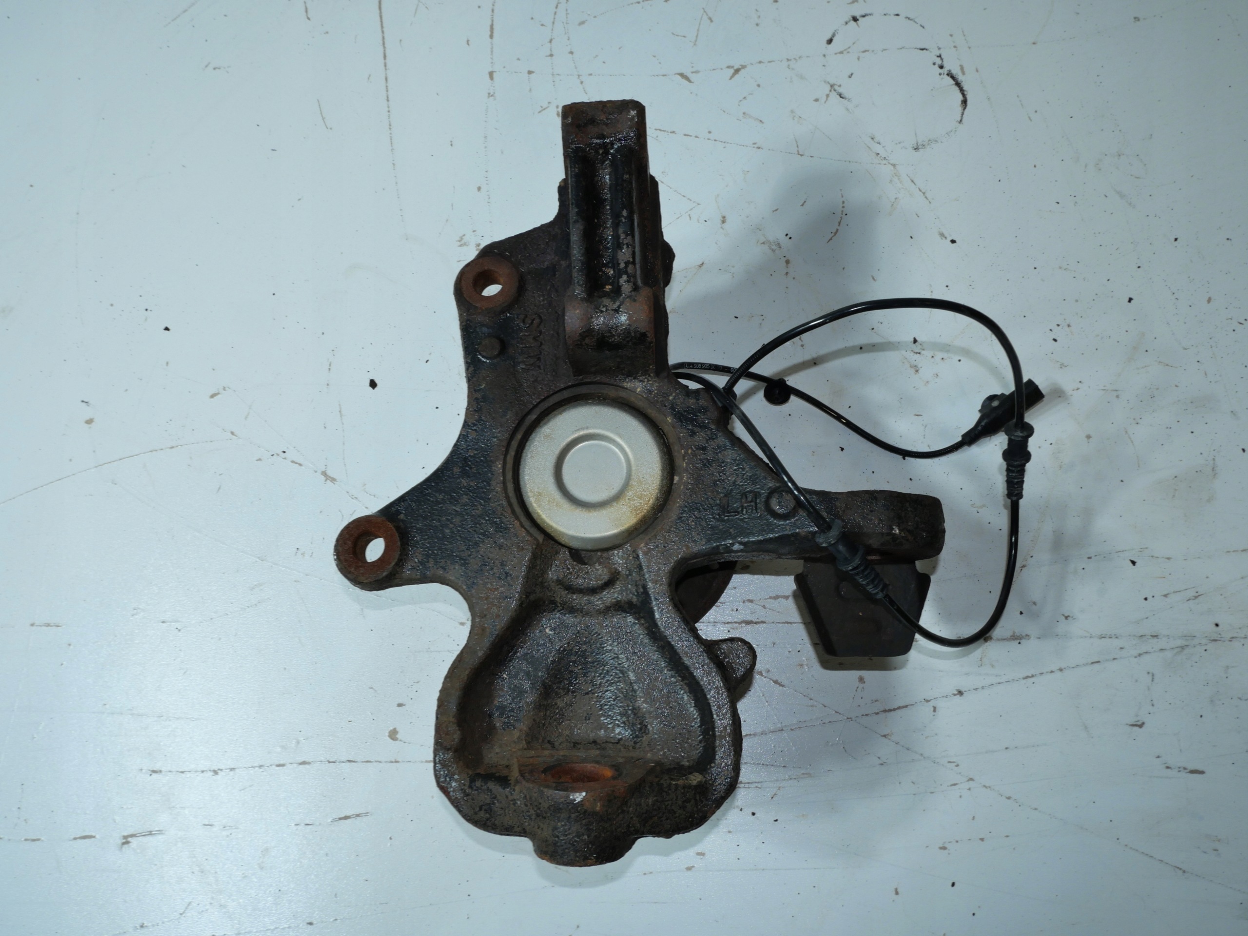 MERCEDES SPRINTER A906 Moyeu support broche Avant Gauche