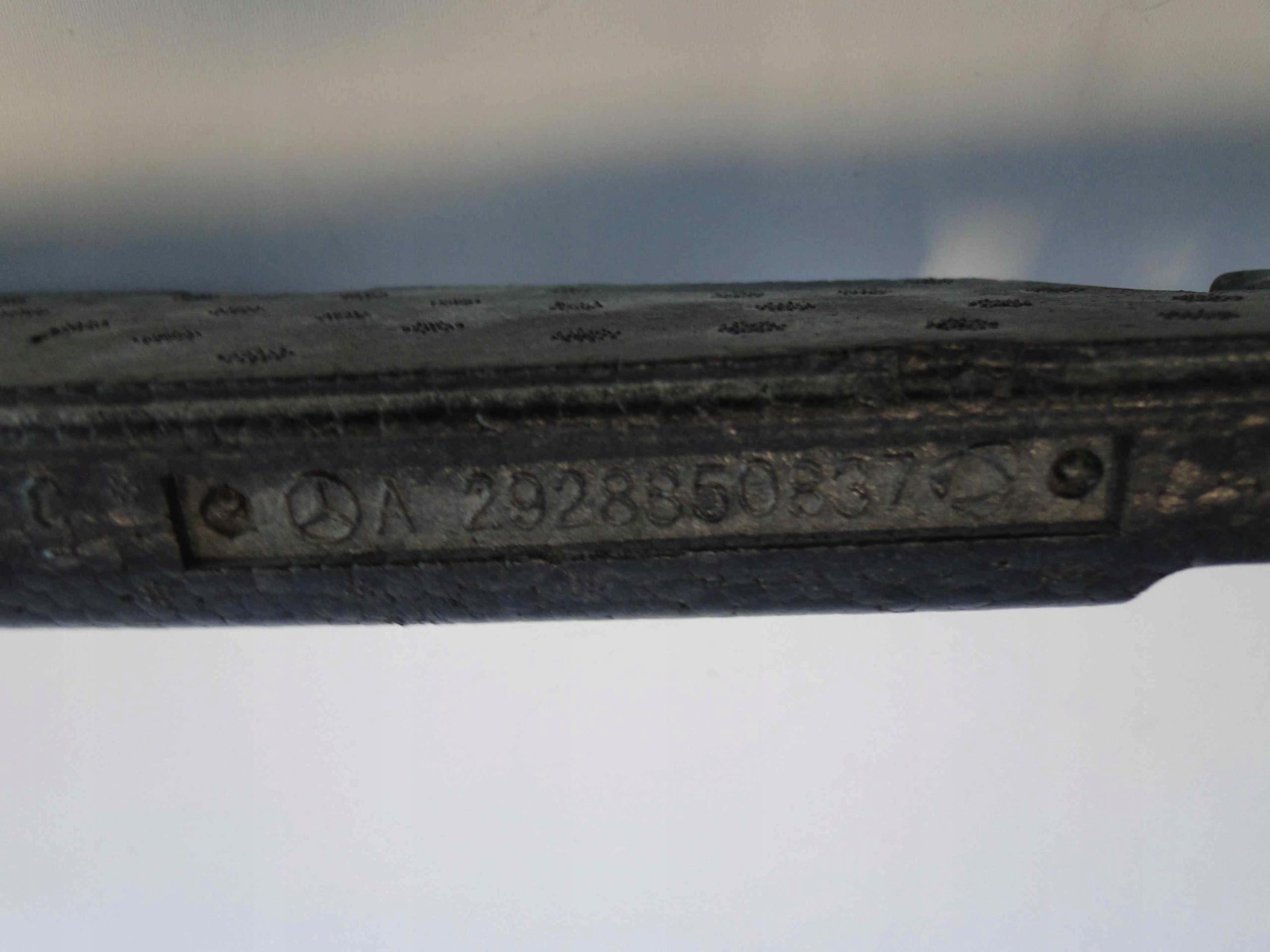 MERCEDES GLE 292 COUPE ABSORBER STYROPIAN AMG Numer katalogowy części A2928850837