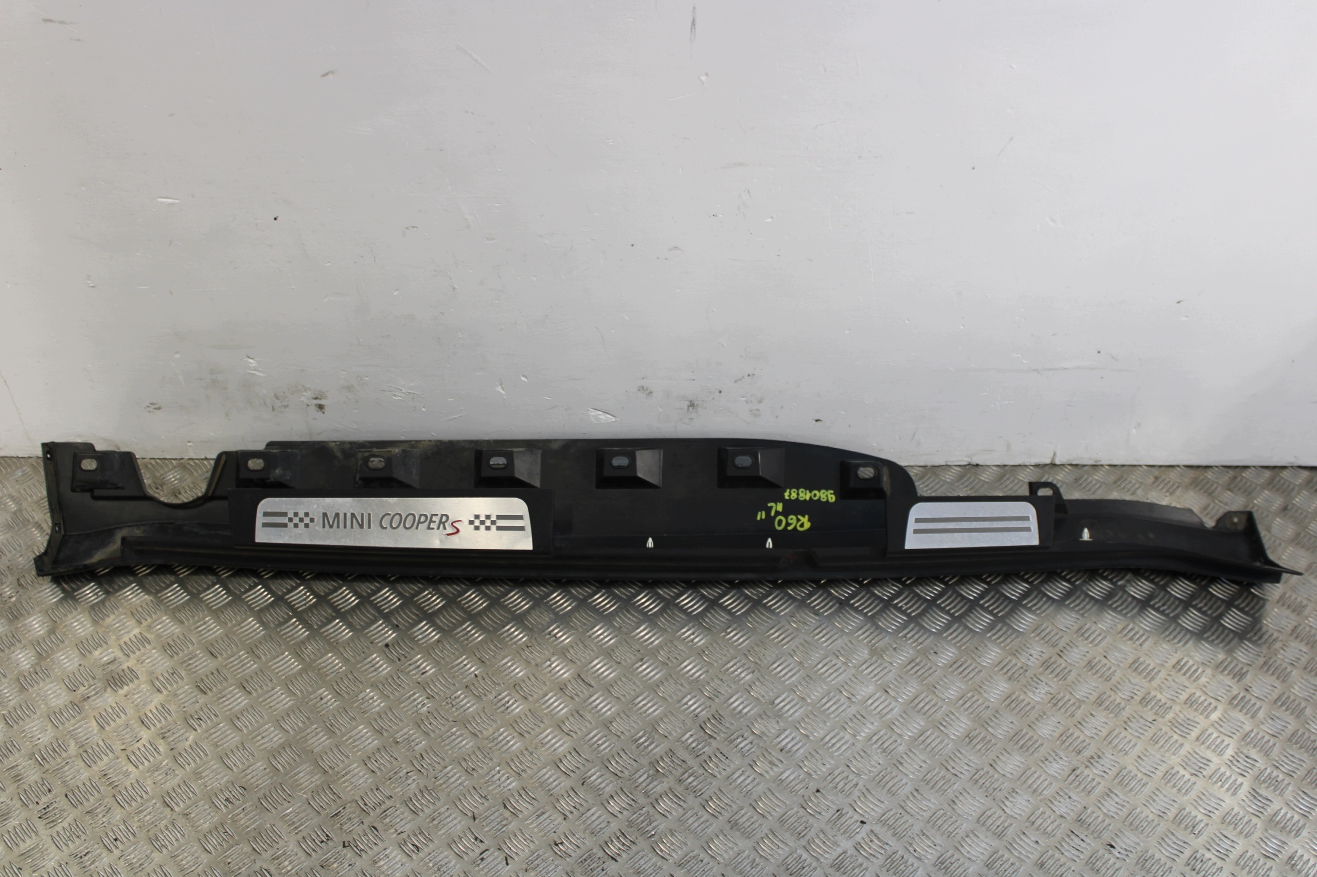 cap threshold left threshold left 9801887 MINI COUNTRYMAN R60 S