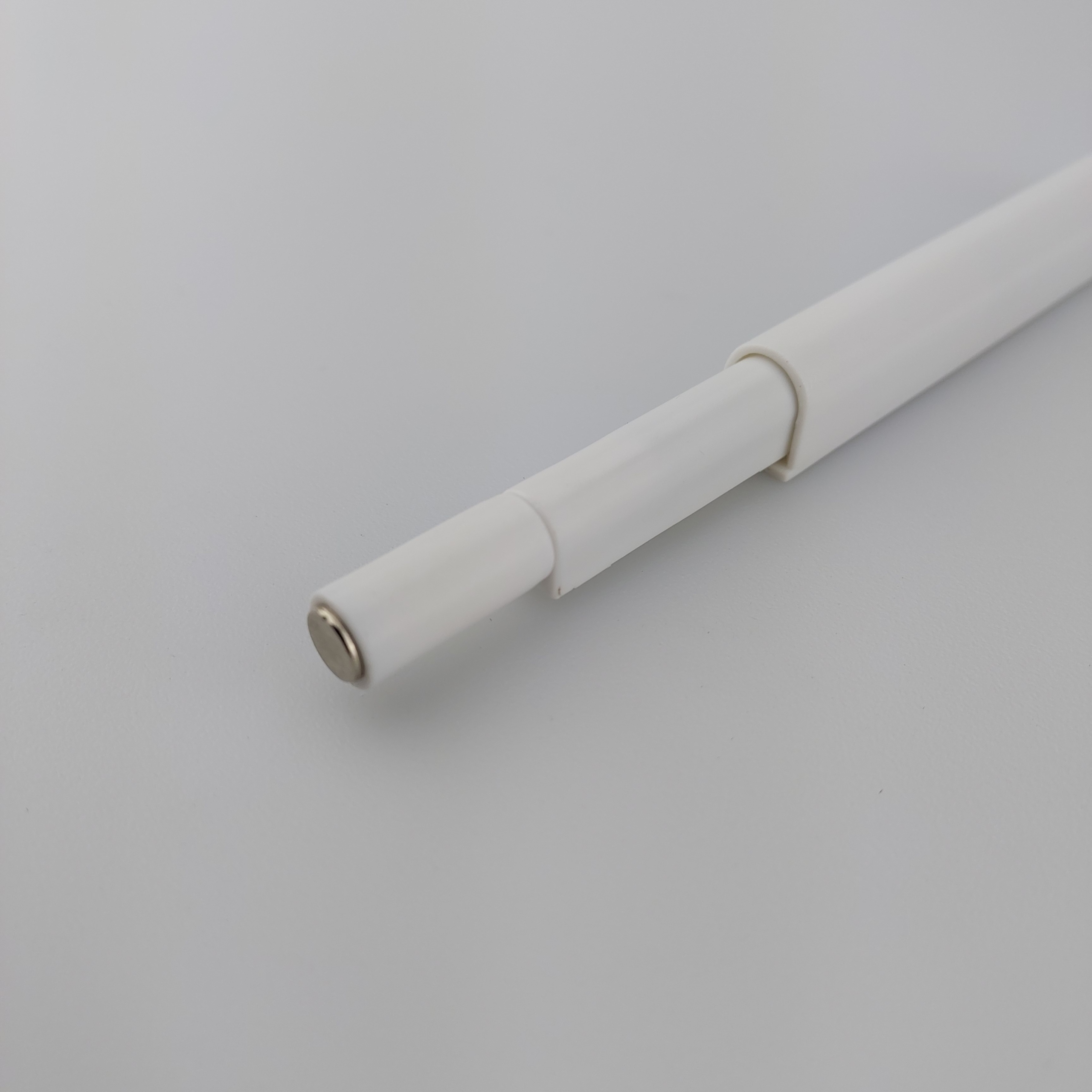 10x ODBOJNIK DO DRZWI AMORTYZATOR DO MEBLI PUSH TO OPEN MAGNES BIAŁY REGUL. Rodzaj odbojnik