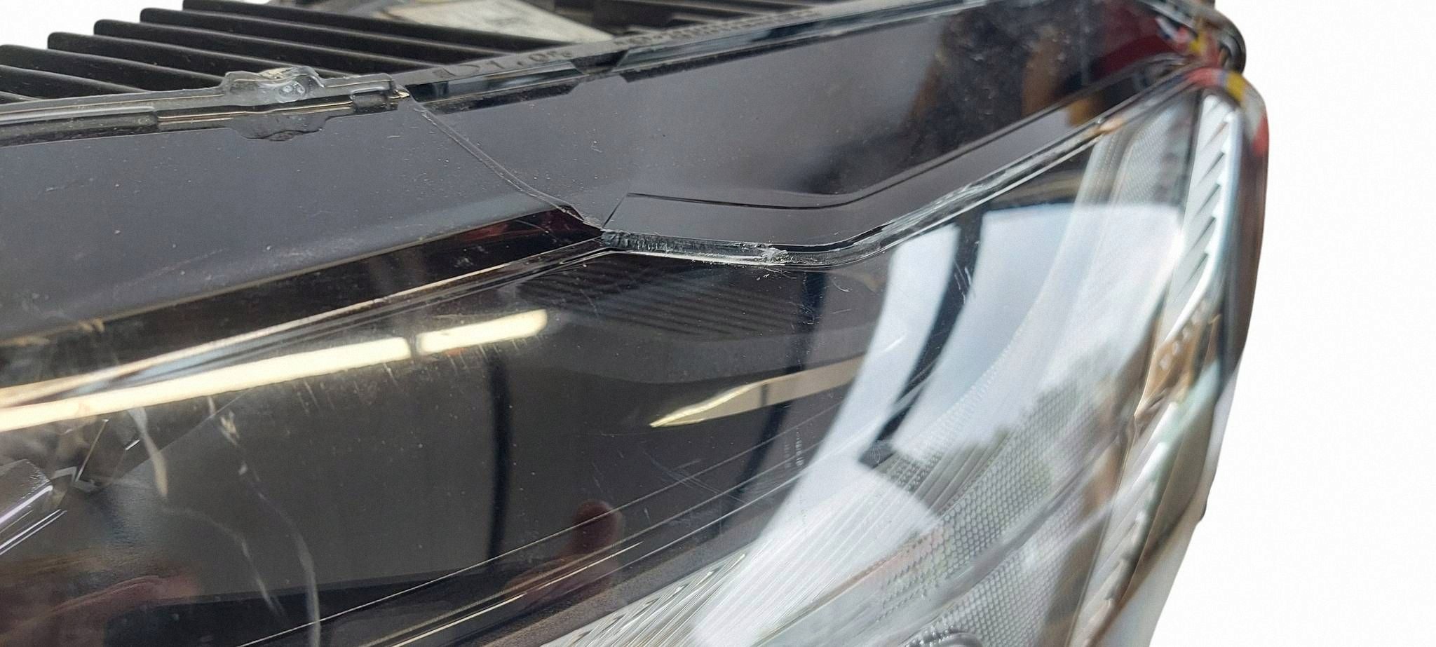 VOLVO XC60 FULL LED 17-24 light front left EU 32420430