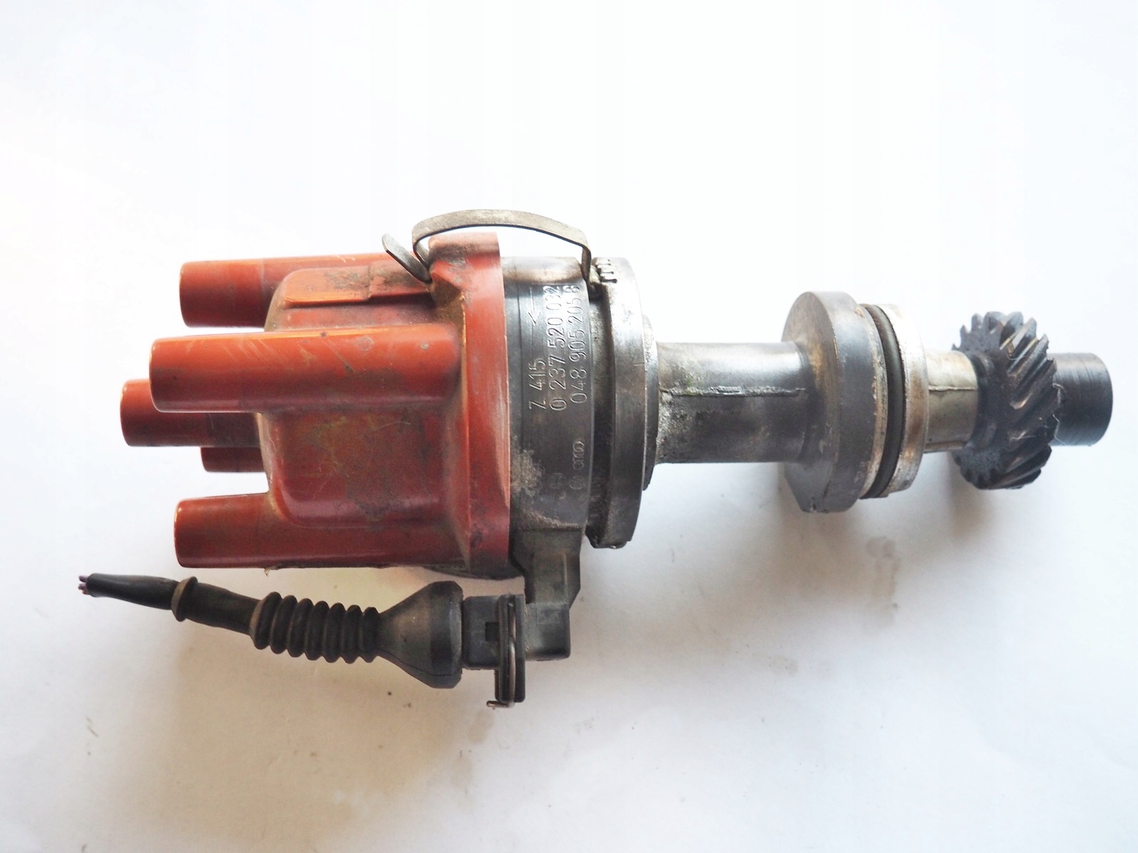 AUDI 80 APARAT ZAPŁONOWY 0237520032 048905205B